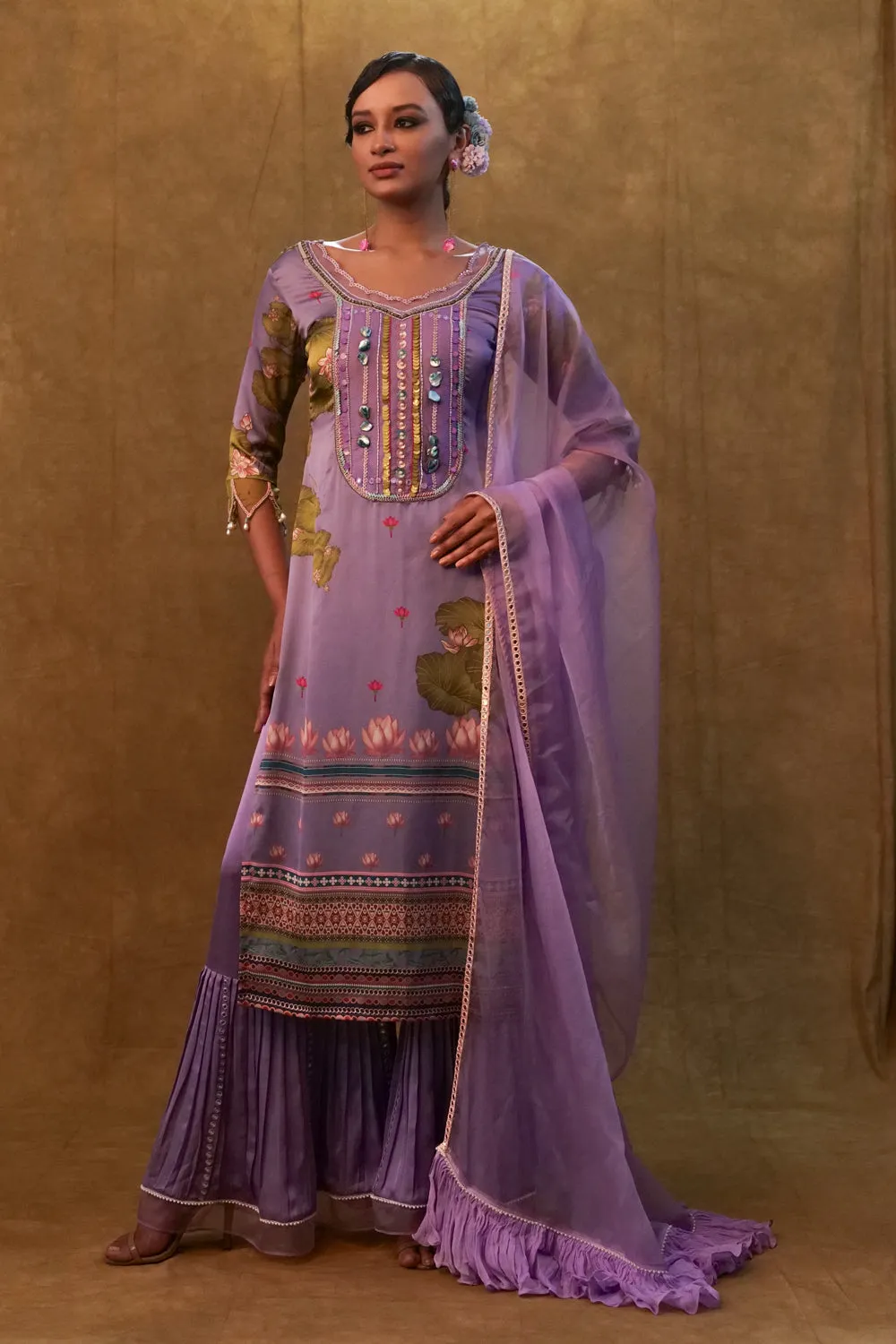 Lavender Printed Kurta Set Paired With Organza Dupatta And Flared Pants