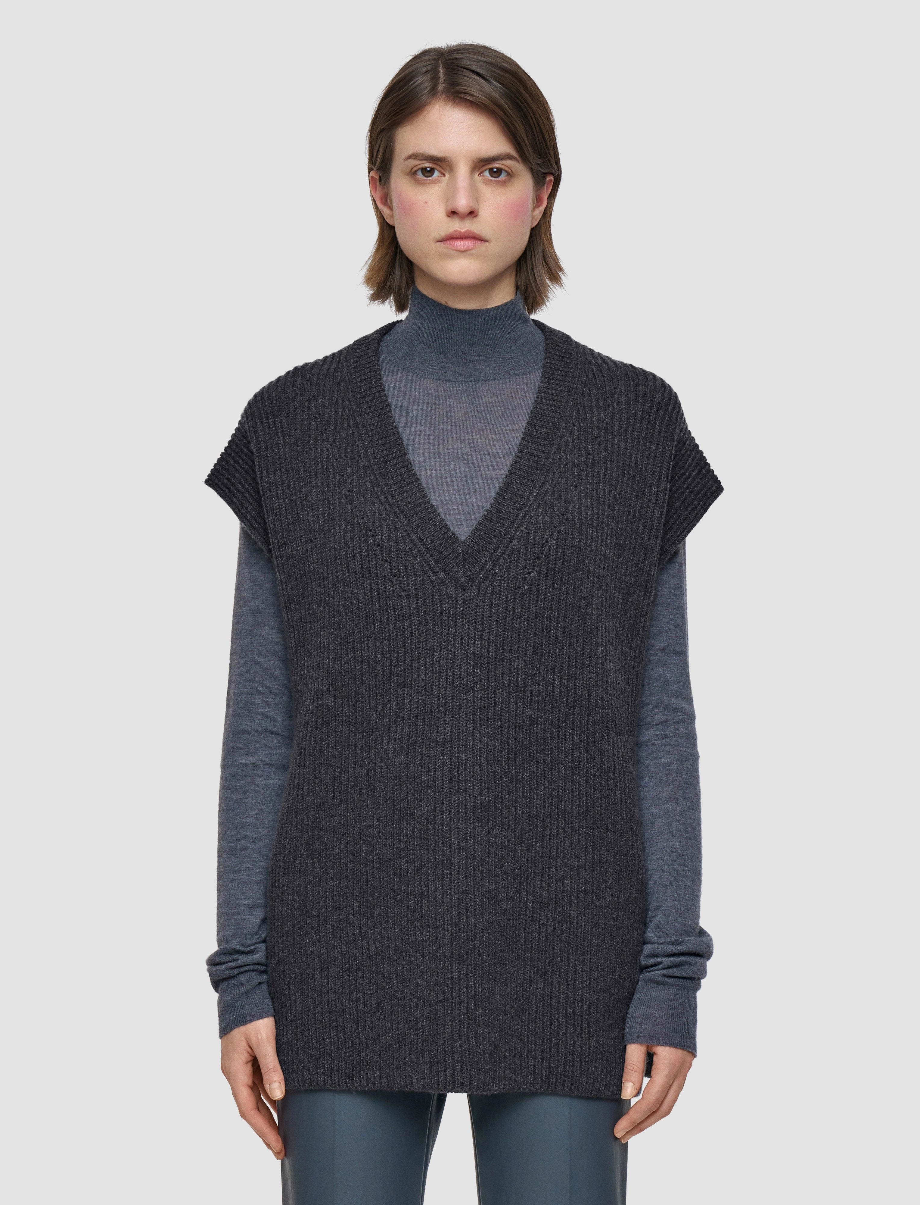 Light Cardigan Stitch Vest