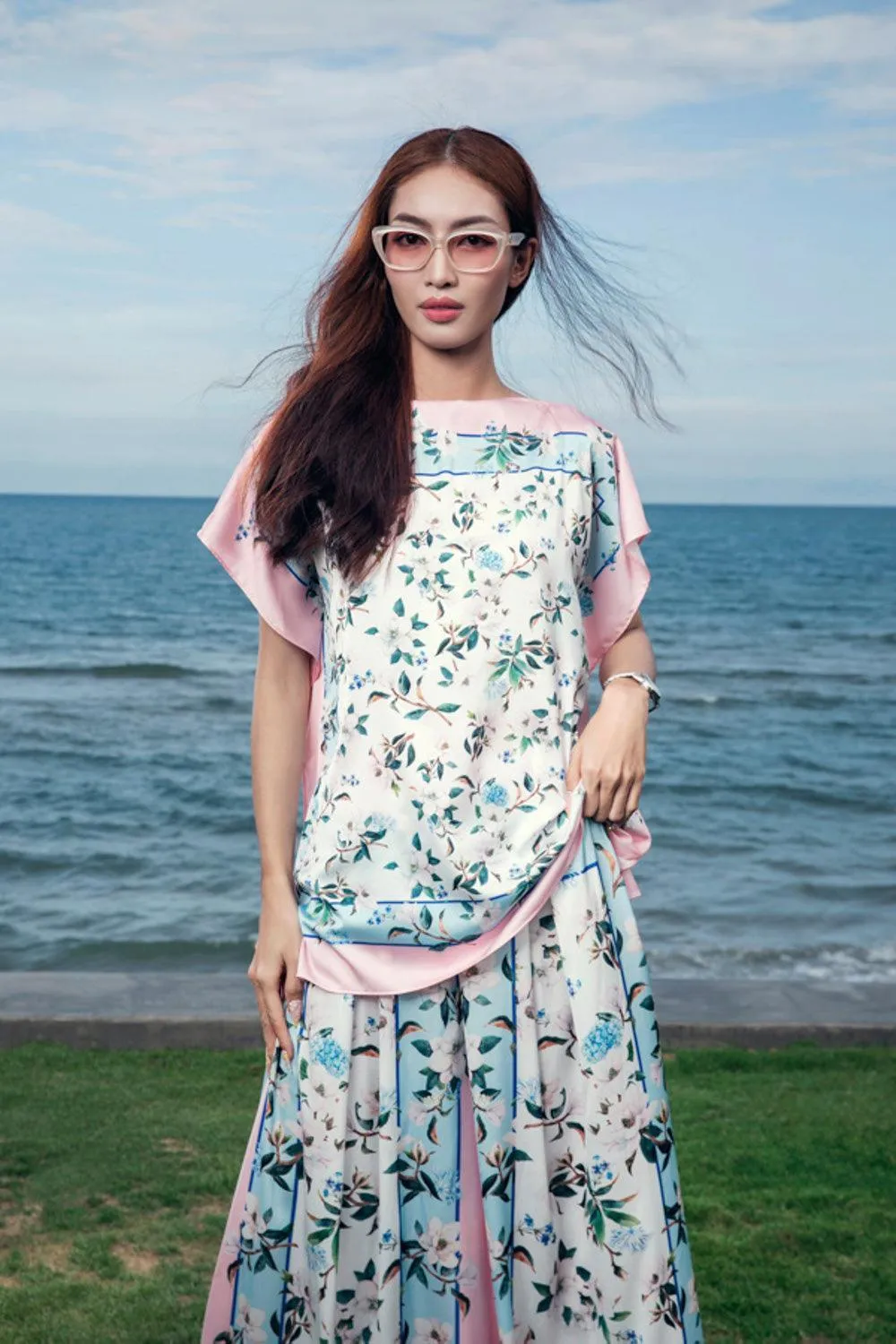 Liliane Straight Short Sleeved Silk Satin Floor Length Set
