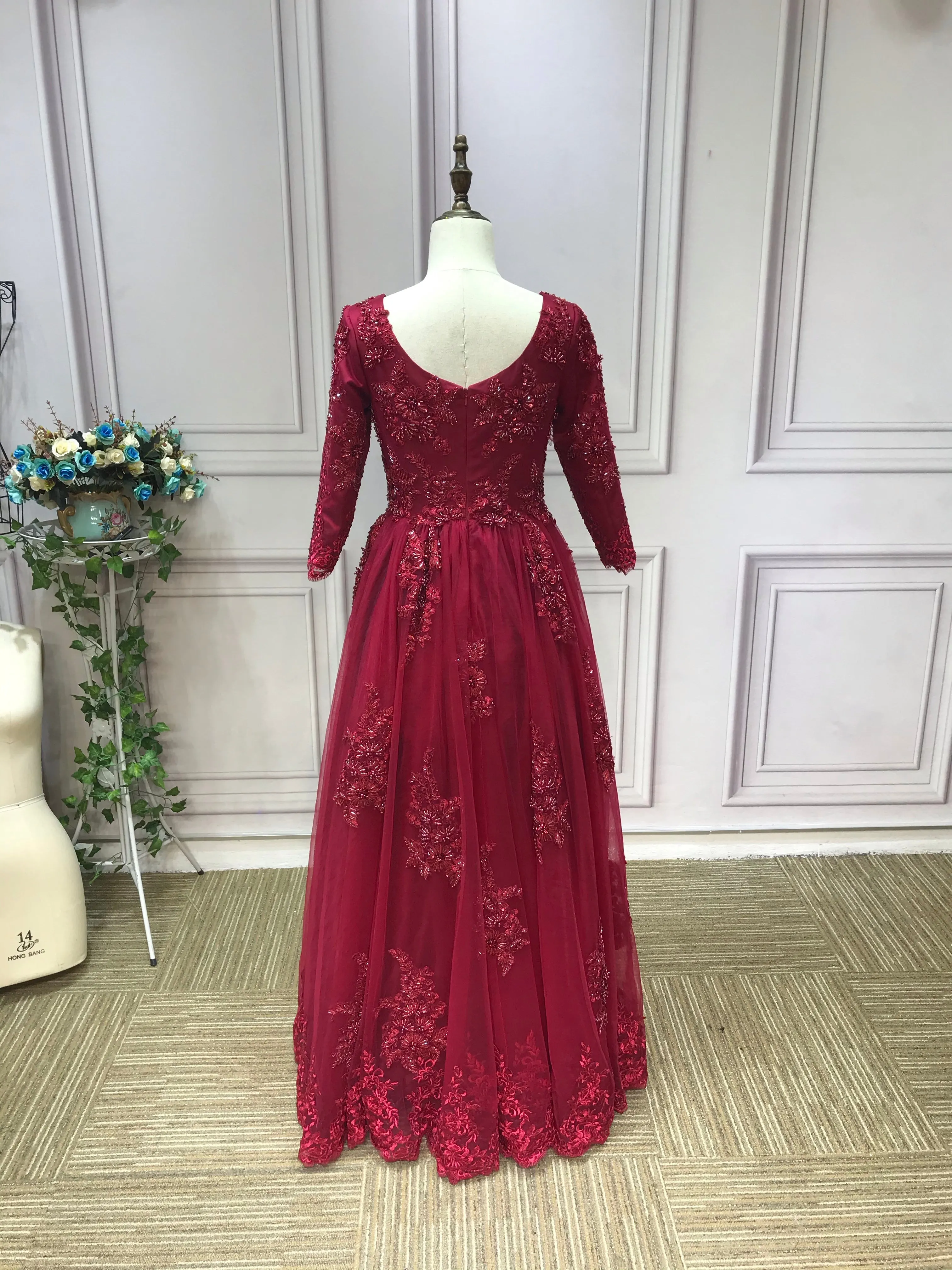 Luxurious heavy beaded burgundy maroon red long sleeves lace Muslim wedding dress 2021#112202