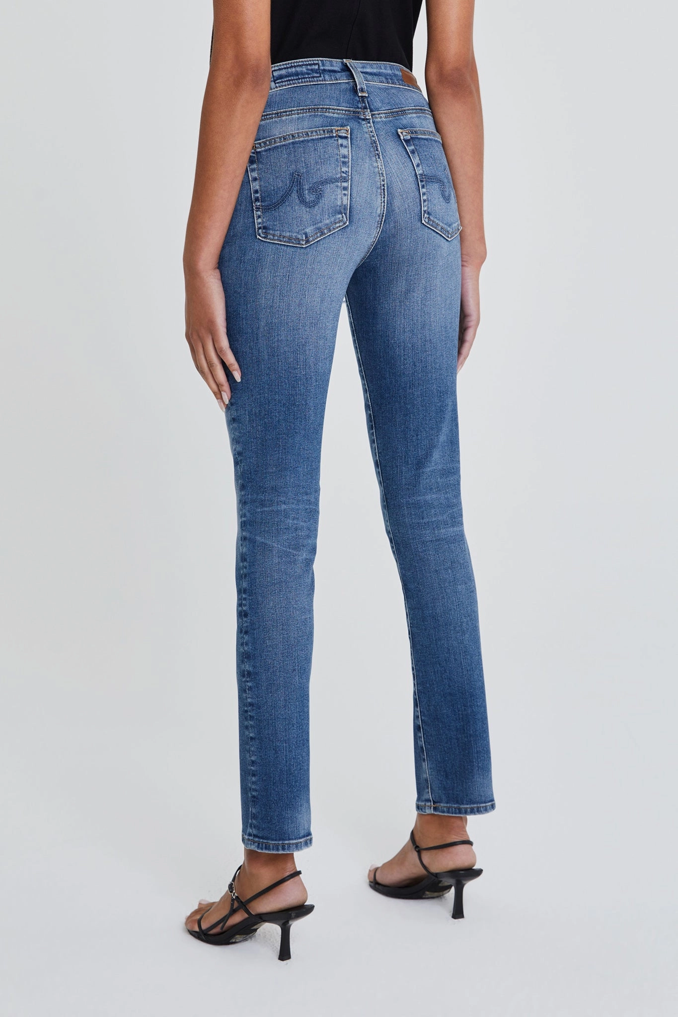 Mari High-Rise Slim Straight