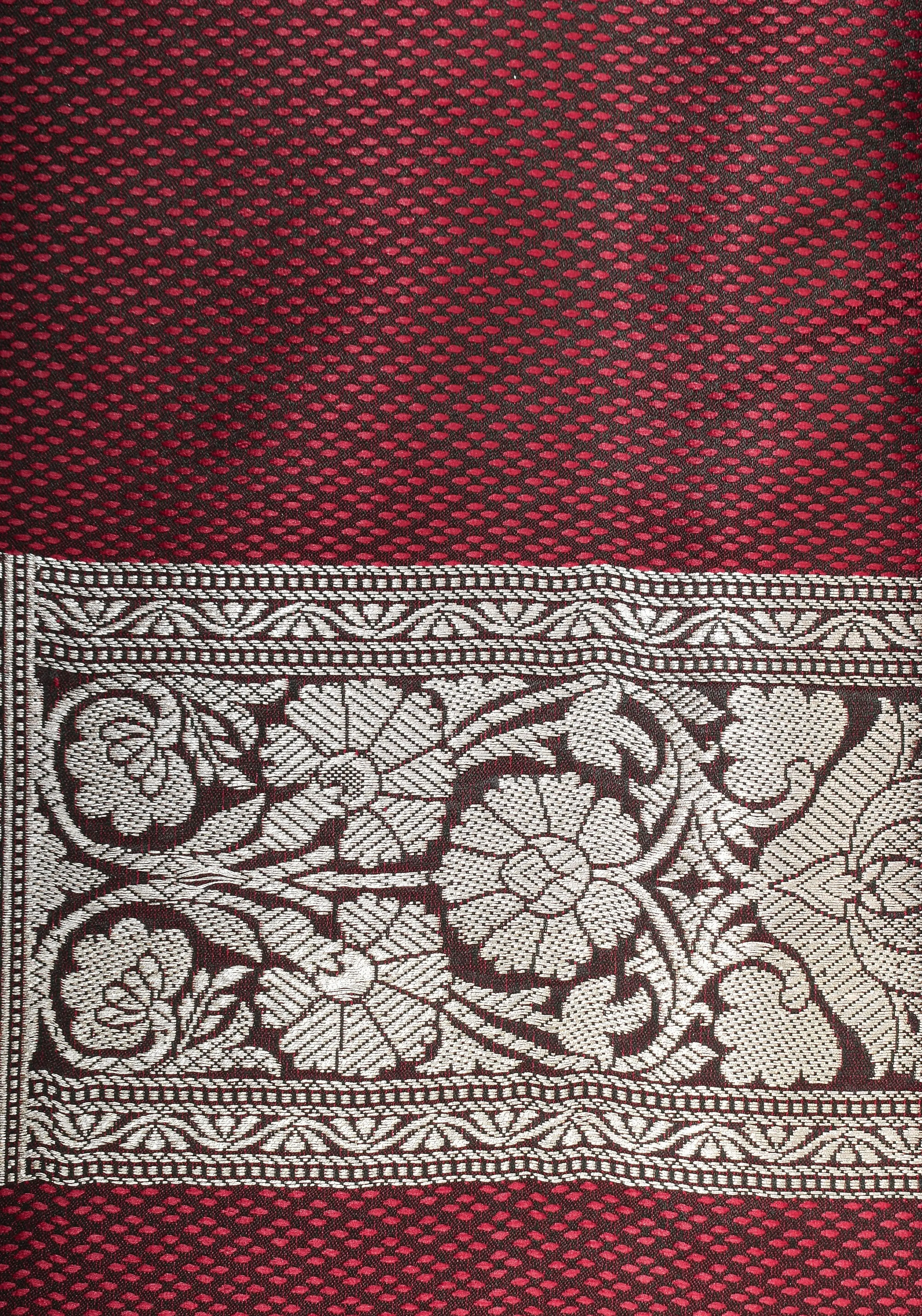 Maroon tone Exquisite Meenakari Vertical Wavy curve zari lines Semi Silk Saree and zari border