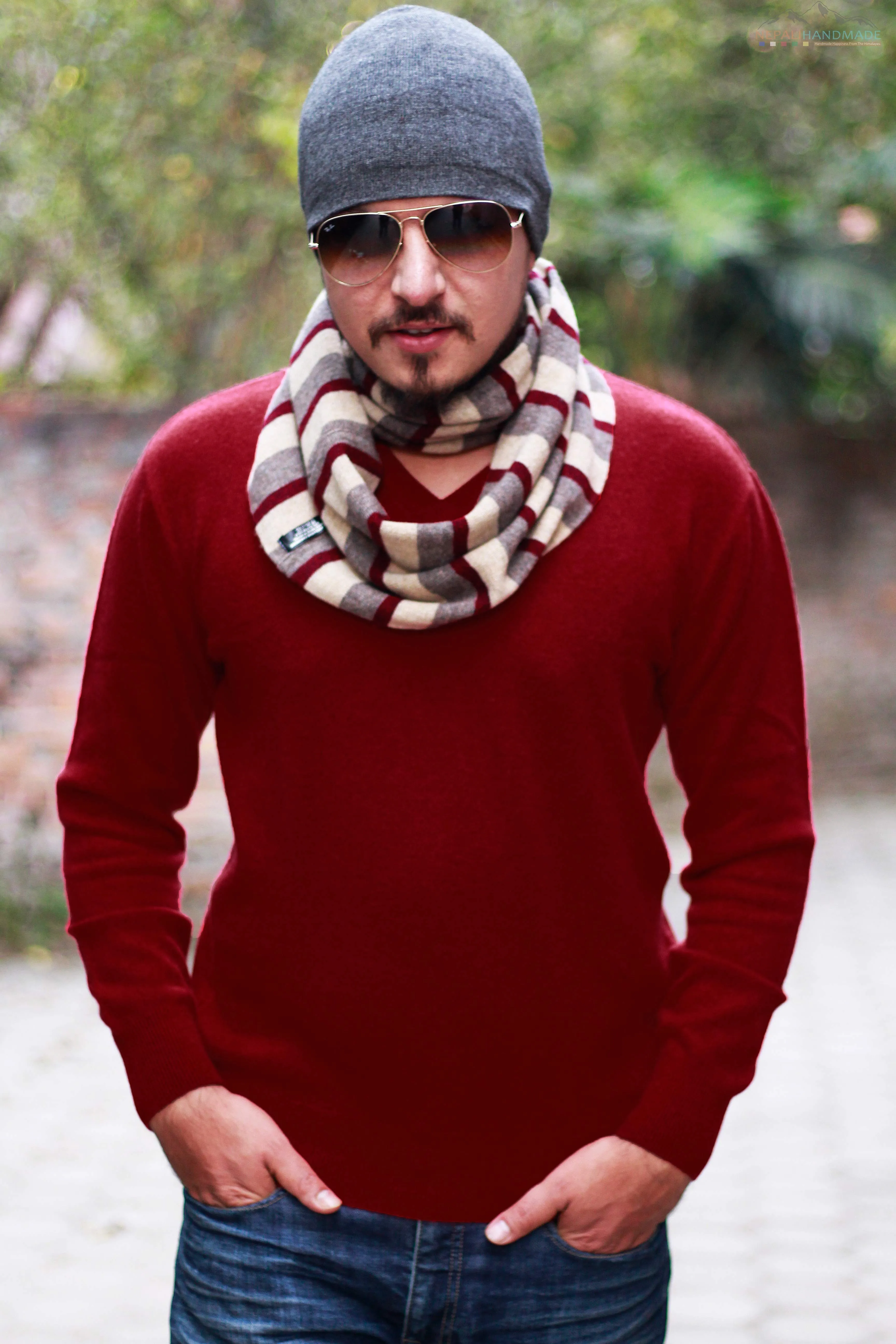 Men's Red Cashmere Sweater V-Neck Pullover