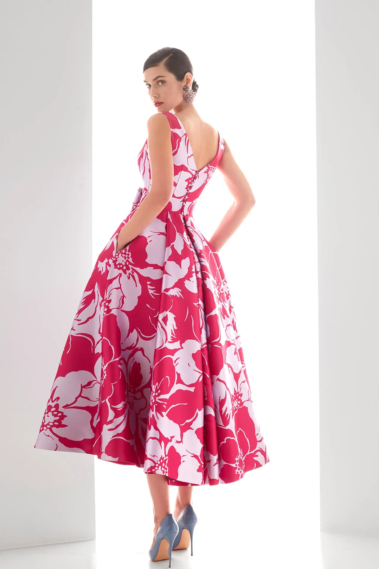 Midi Dress with V-Neckline and A-Line Skirt