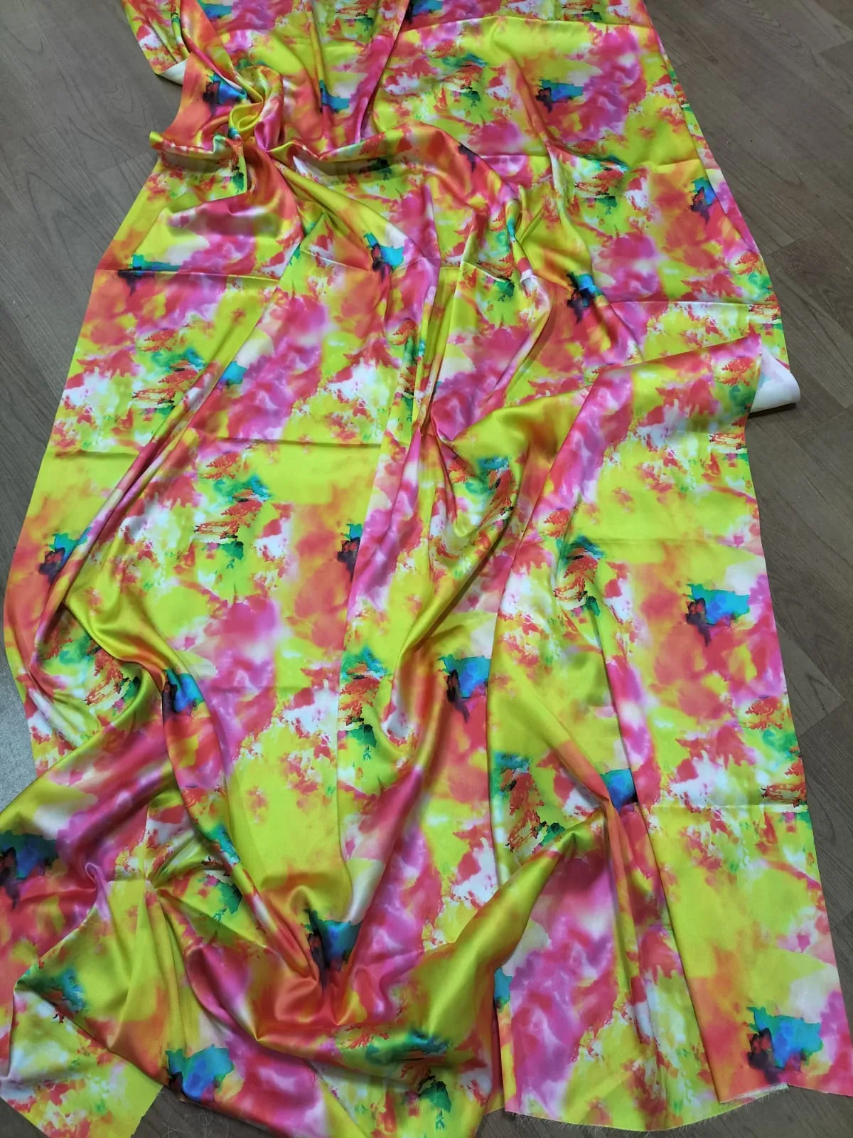 Multicolor Digital Printed Tie & Dye Satin Silk Saree
