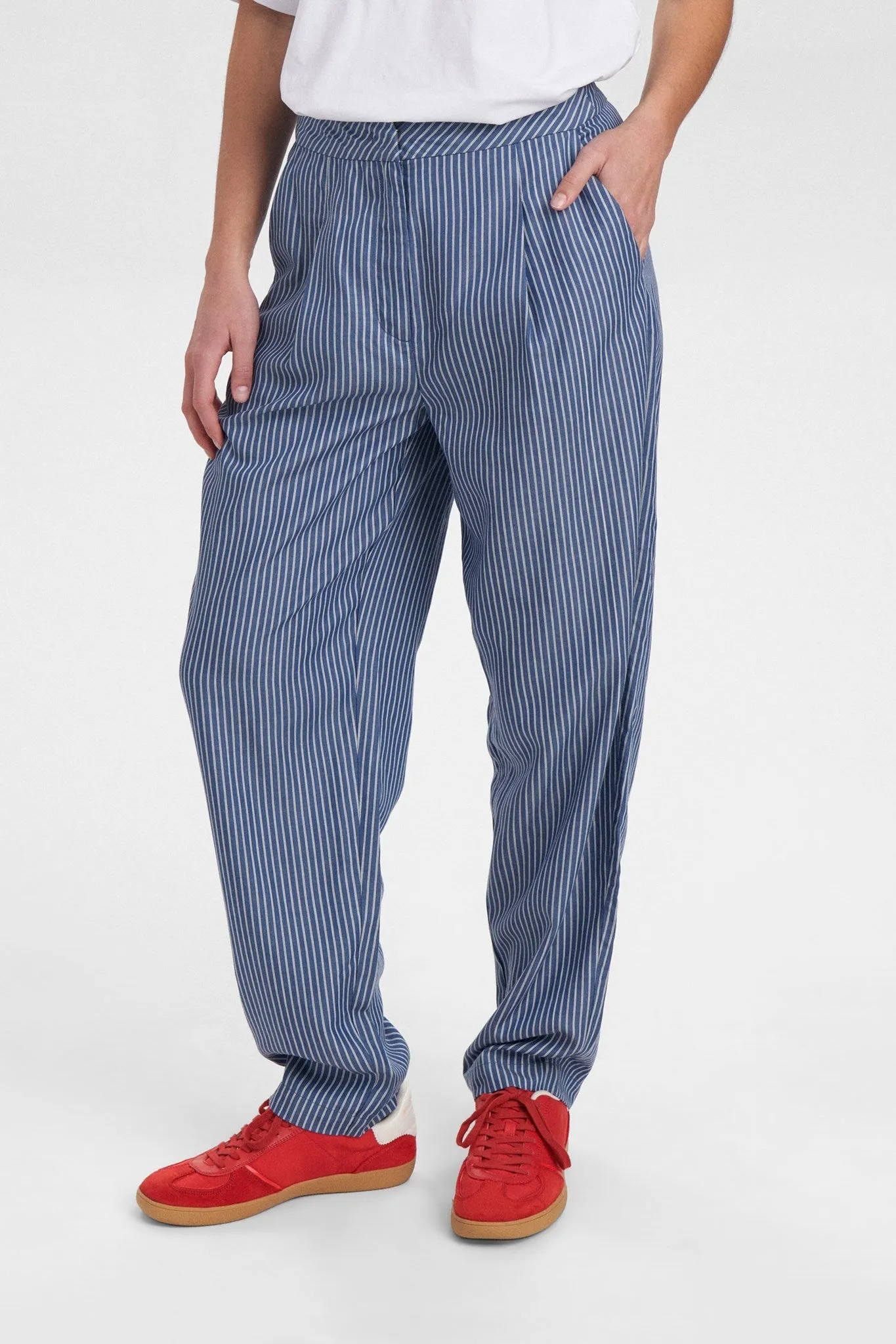 NUELEANOR PANTS - Medium Blue Denim