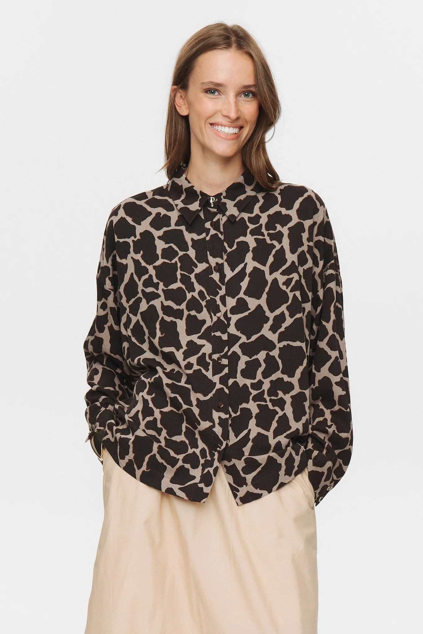 NUHANA BOXY SHIRT - Black Coffee