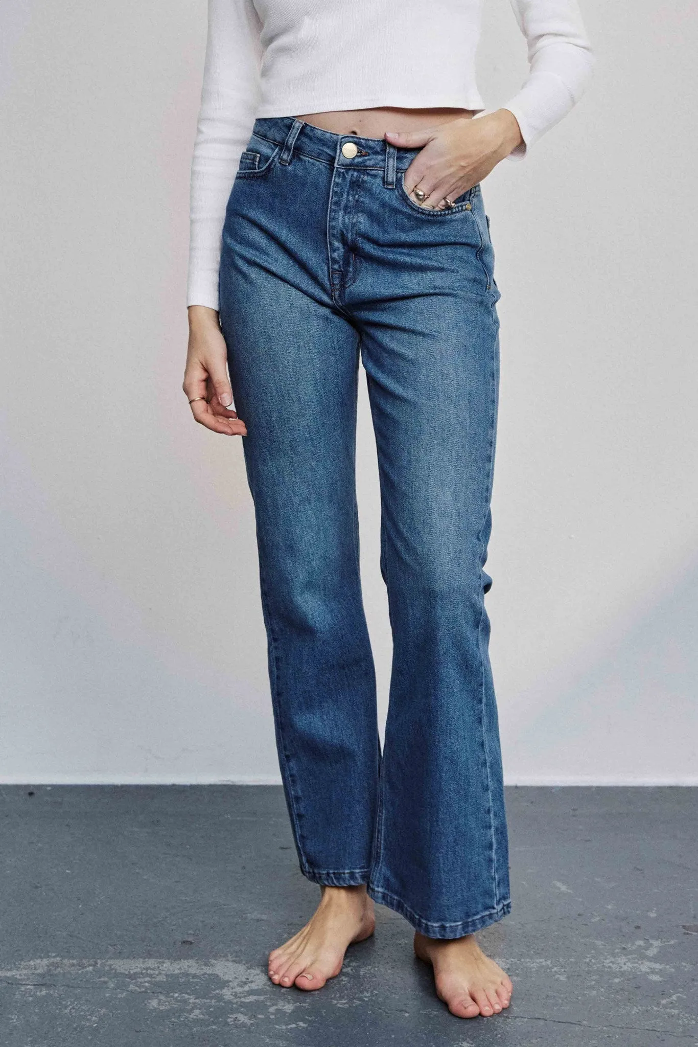 NULONDON JEANS SHORT - Med. Blue Washed Denim