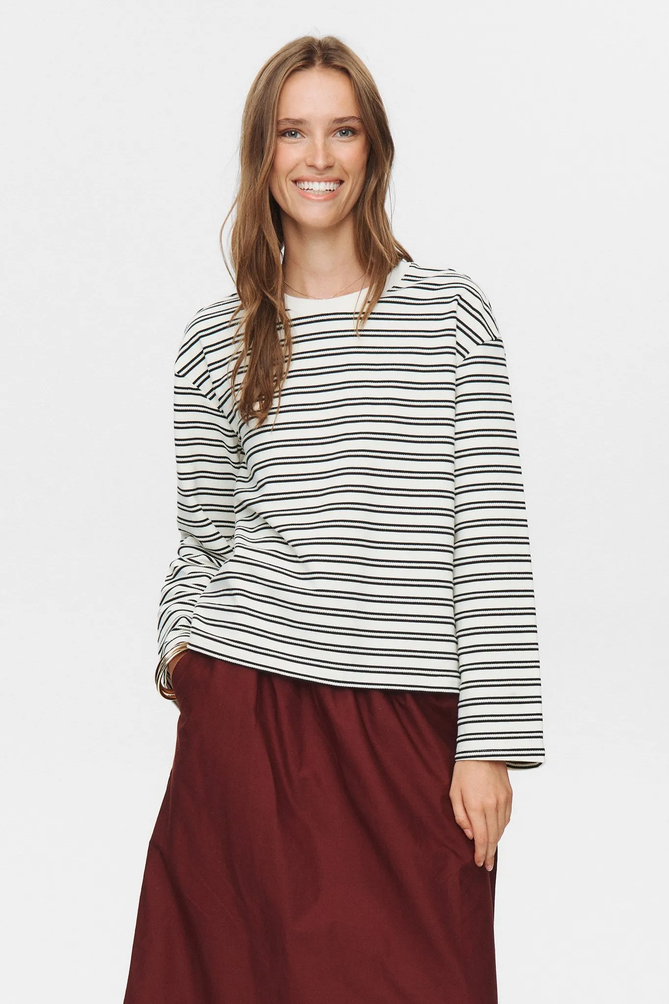 NUMACIE SWEATSHIRT - Cloud Dancer