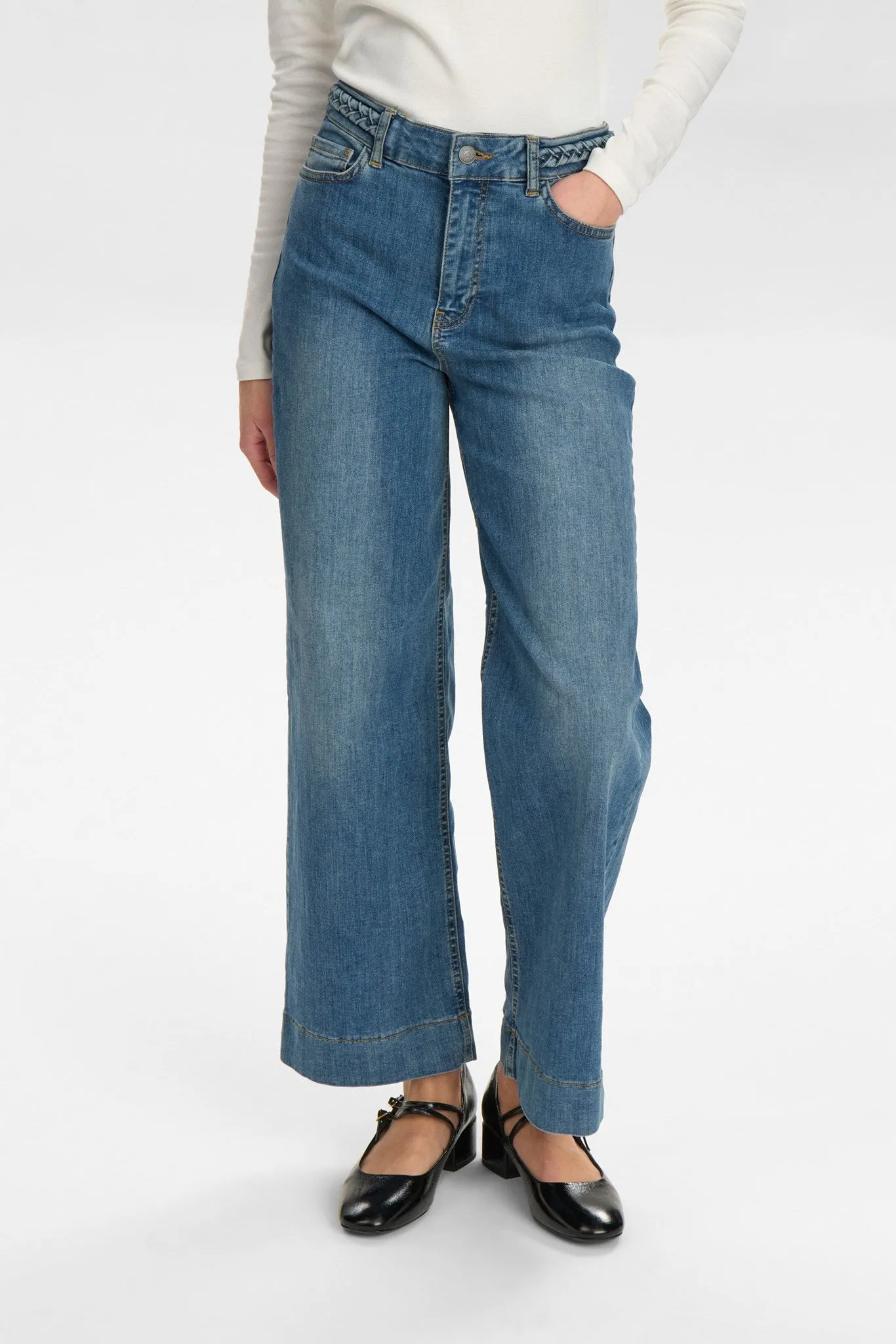 NUPARIS CROPPED JEANS  - Light Denim Blue 2