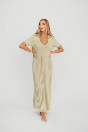 Oakley Ribbed Maxi Dress in Dusty Lime - Bump Friendly *Final-Sale* Oakley Ribbed Maxi Dress in Dusty Lime - Bump Friendly *Final-Sale*