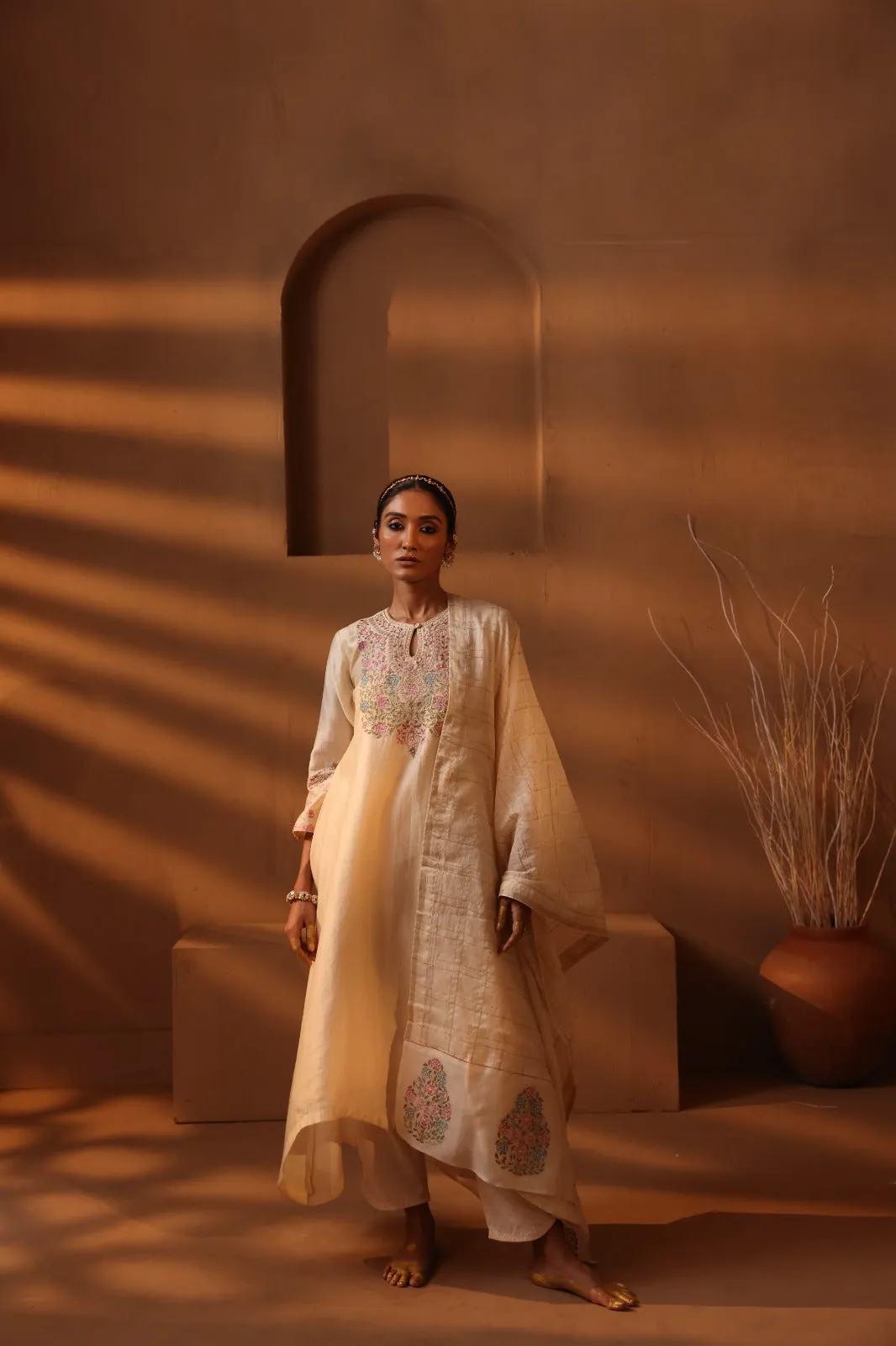 Off White heavy neck kurta set