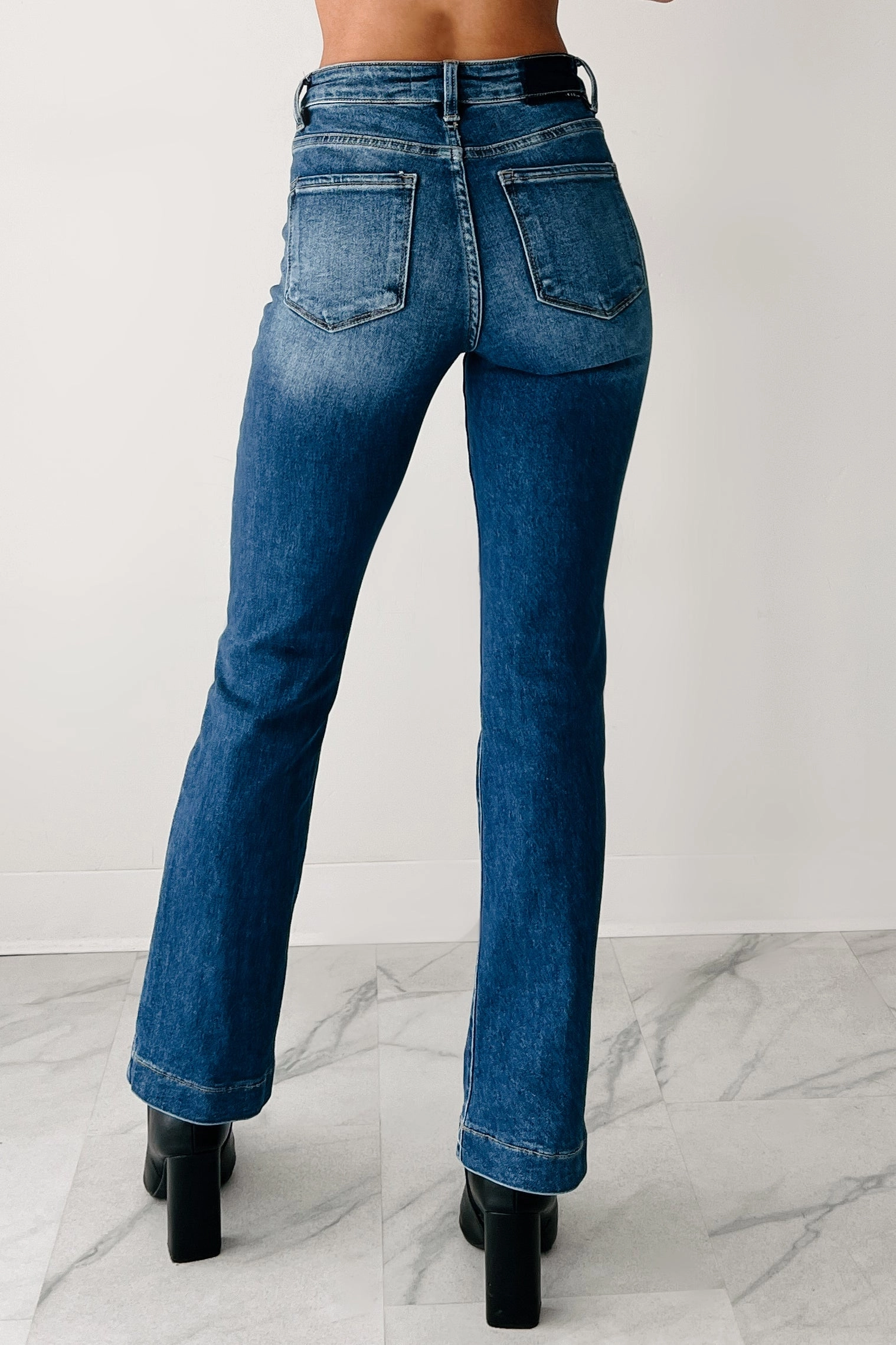 Penny High Rise Bootcut Risen Jeans (Dark)