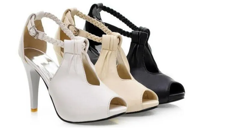 PENNY’S PEEP TOE