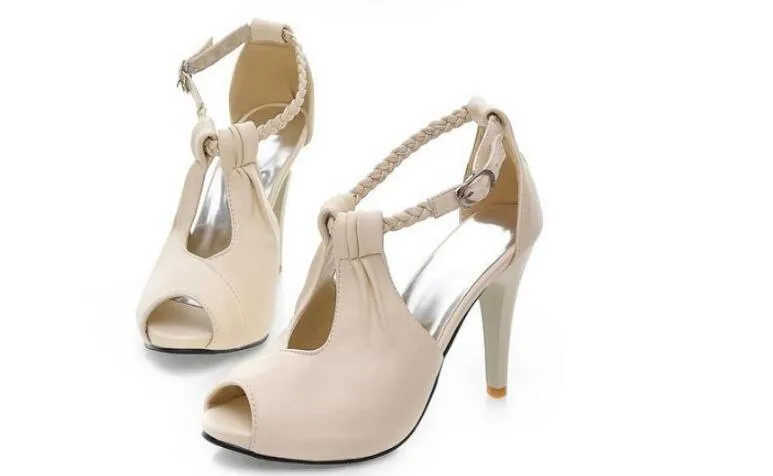 PENNY’S PEEP TOE
