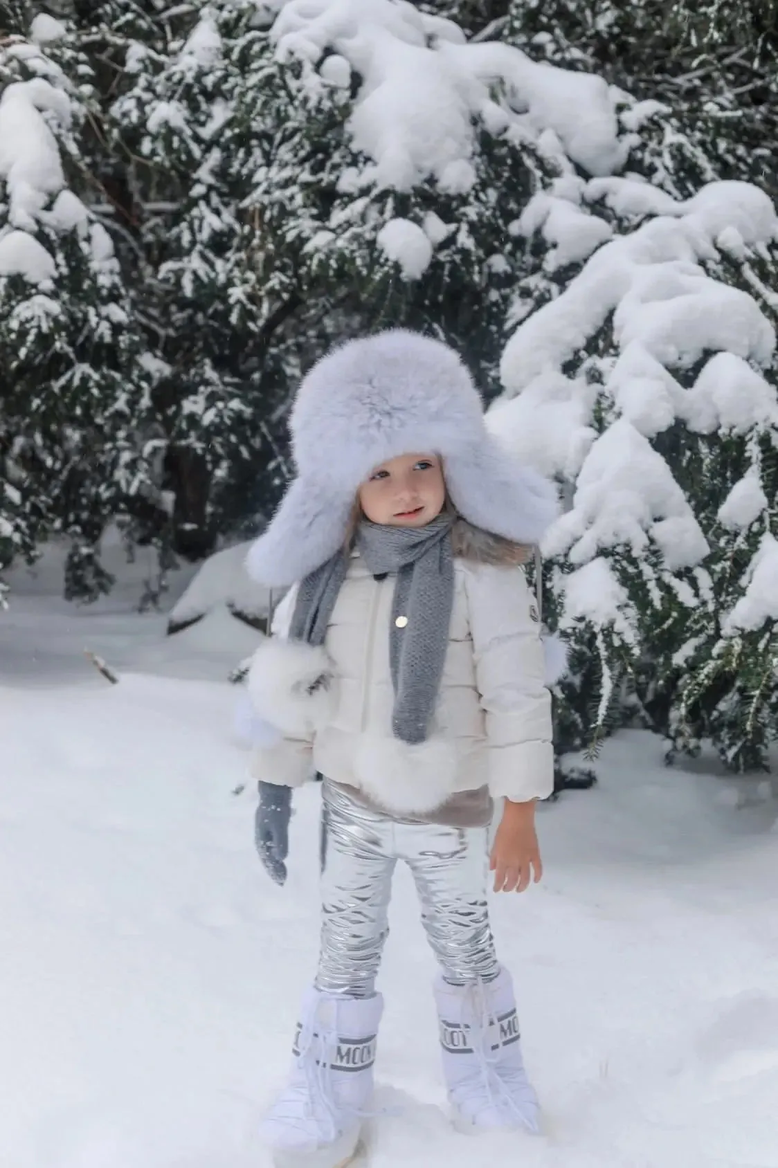 Petite Maison Kids Cashmere Pom Scarf (0-5Y)