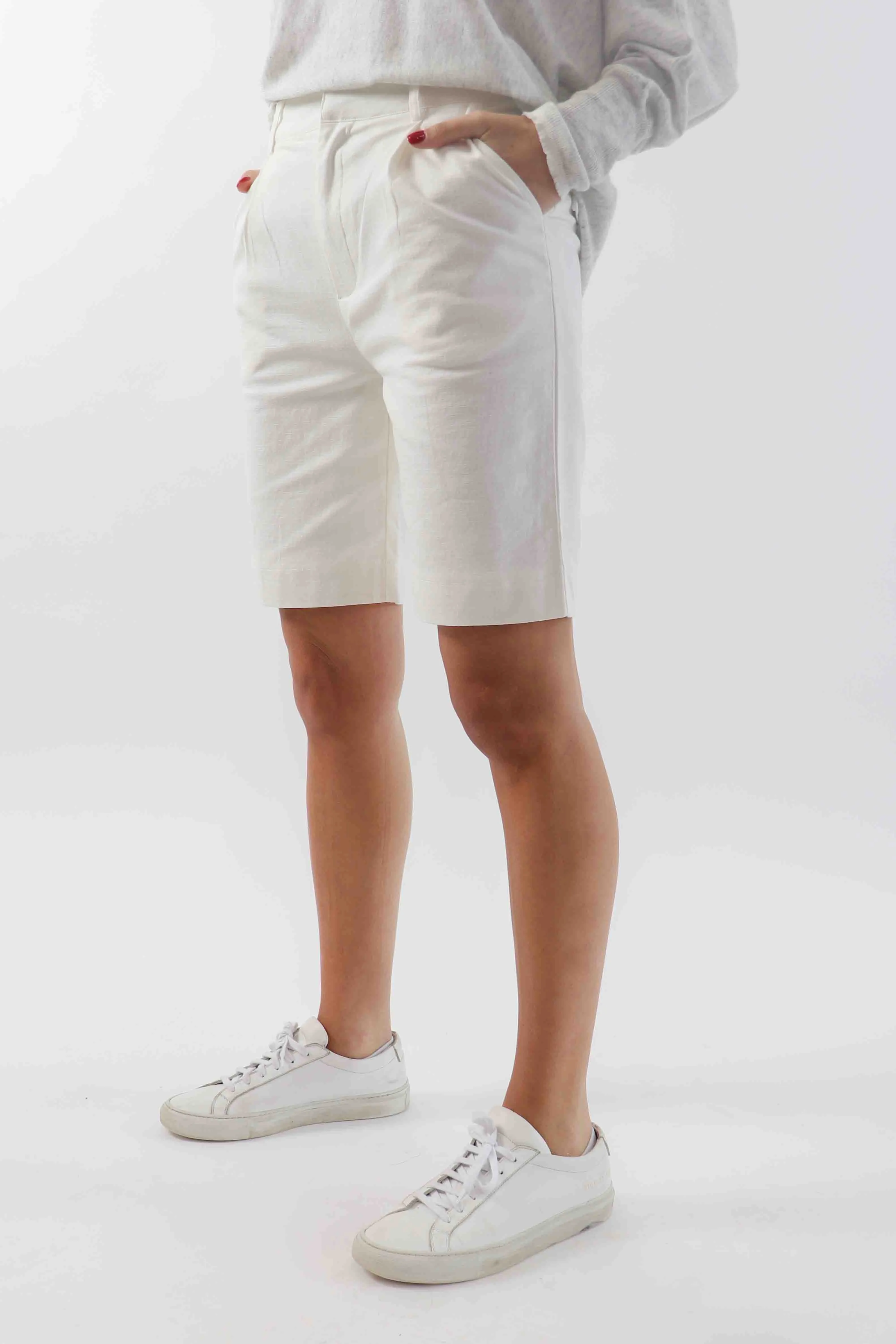 Pleated Bermuda Short