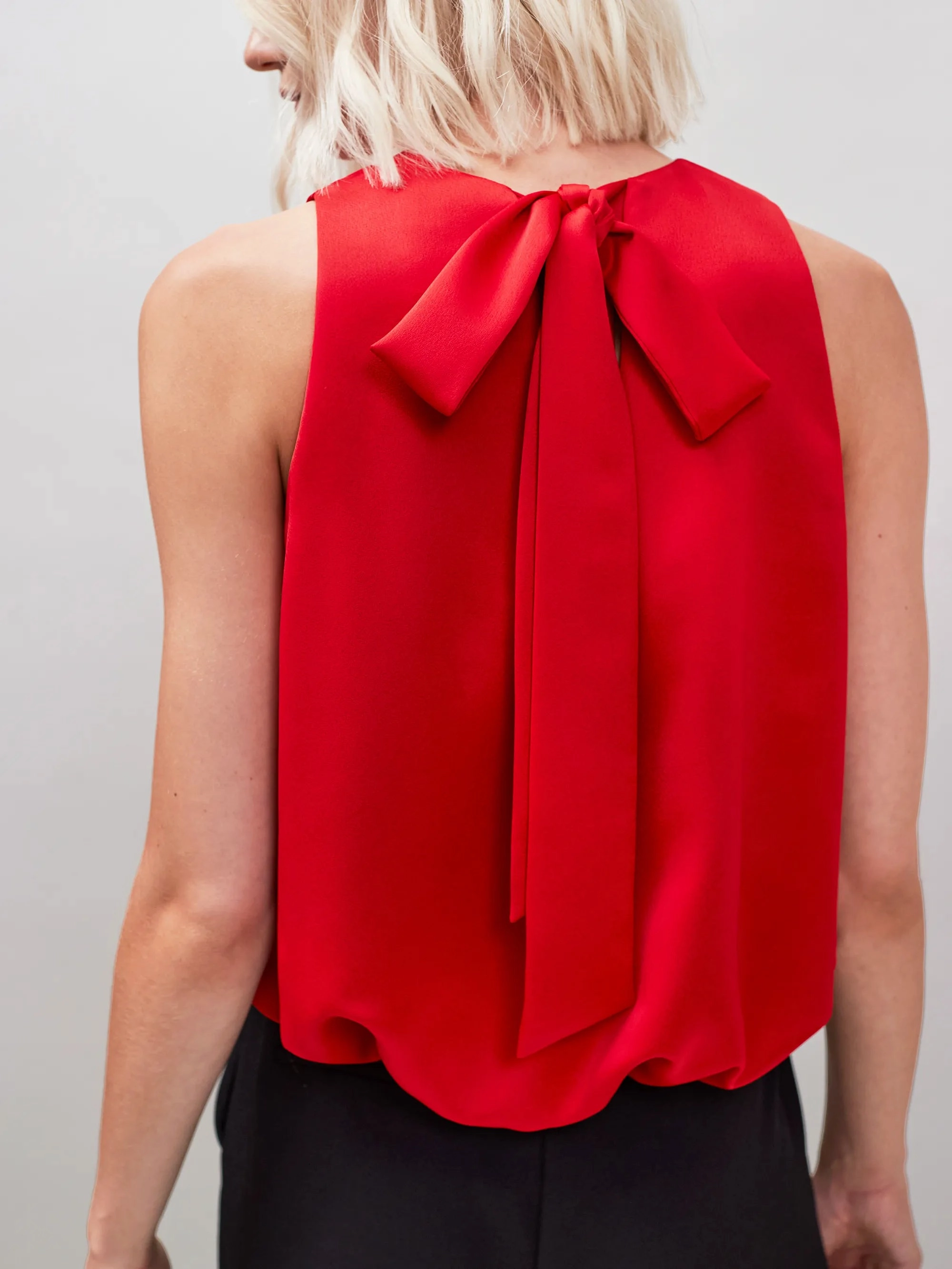 Red Bubble Hem Top