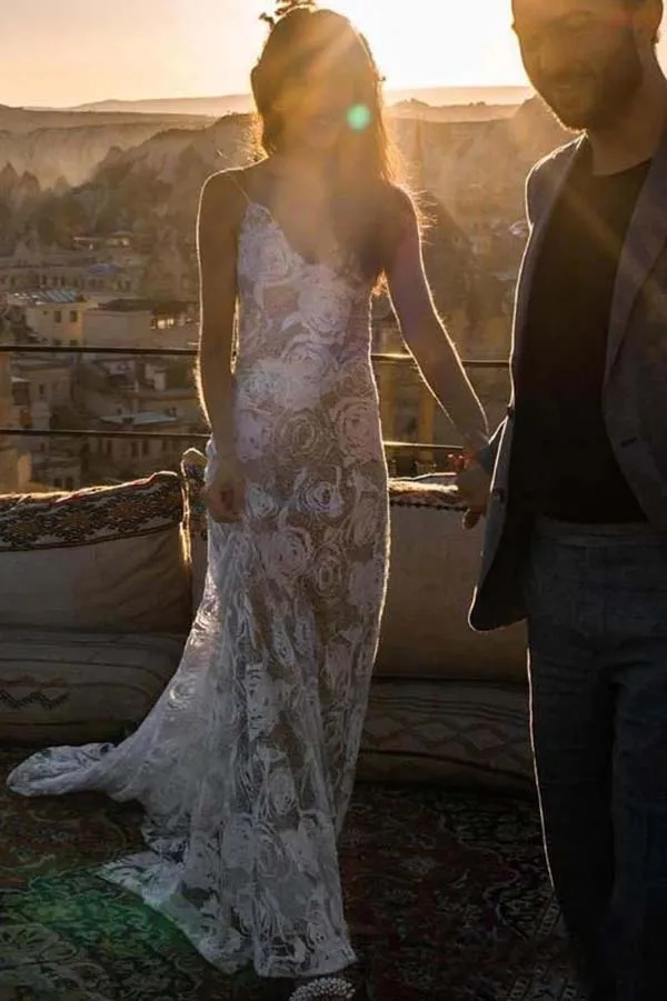 Rose Lace A-line Spaghetti Straps Sweetheart Beach Wedding Dresses, SW506