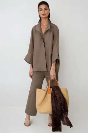 SANDRINE WIDE-CUFF SHIRT IN ITALIAN LINEN SANDRINE WIDE-CUFF SHIRT IN ITALIAN LINEN