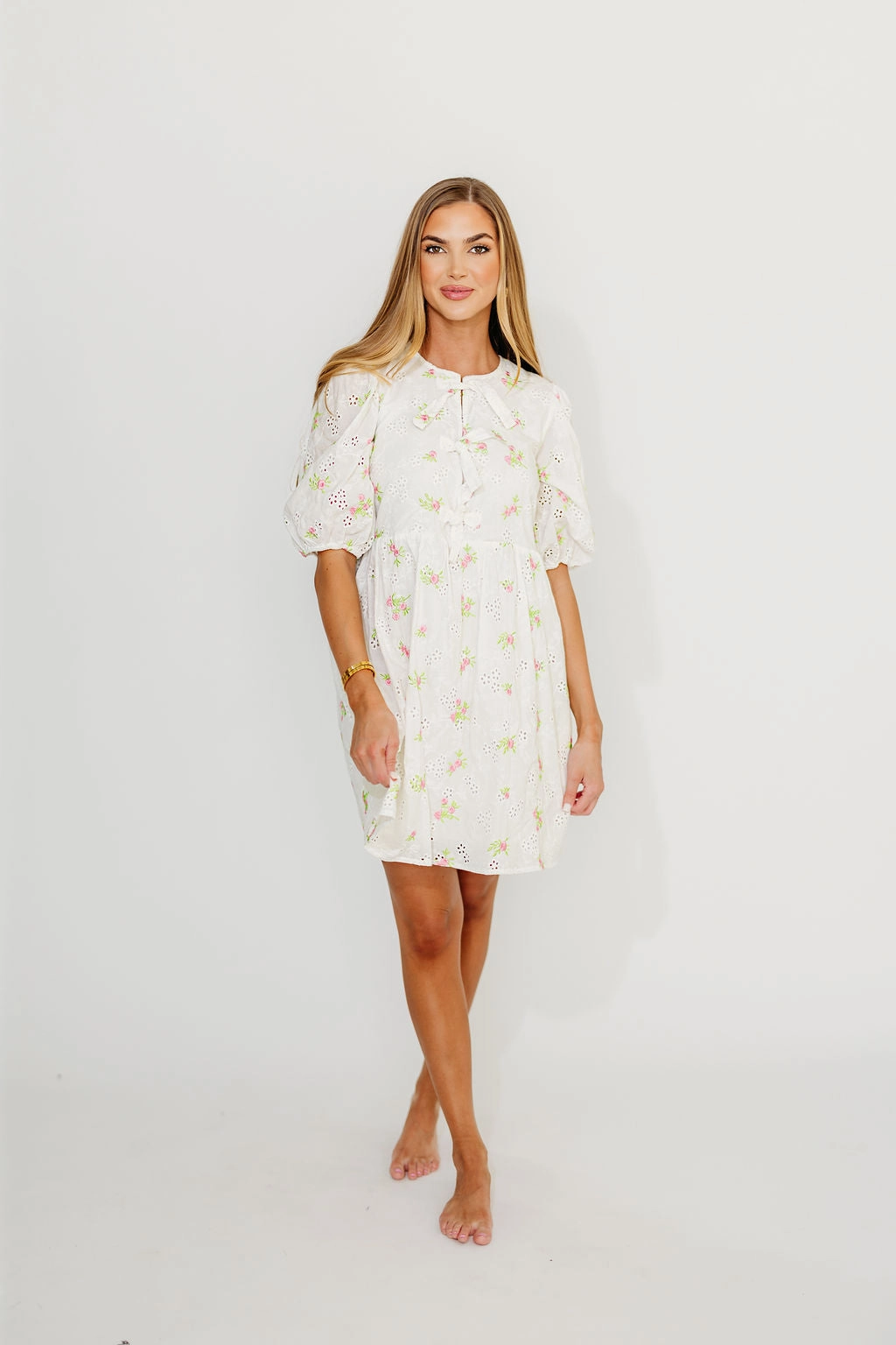 Saylor Floral Dress in White Pink *Final-Sale*