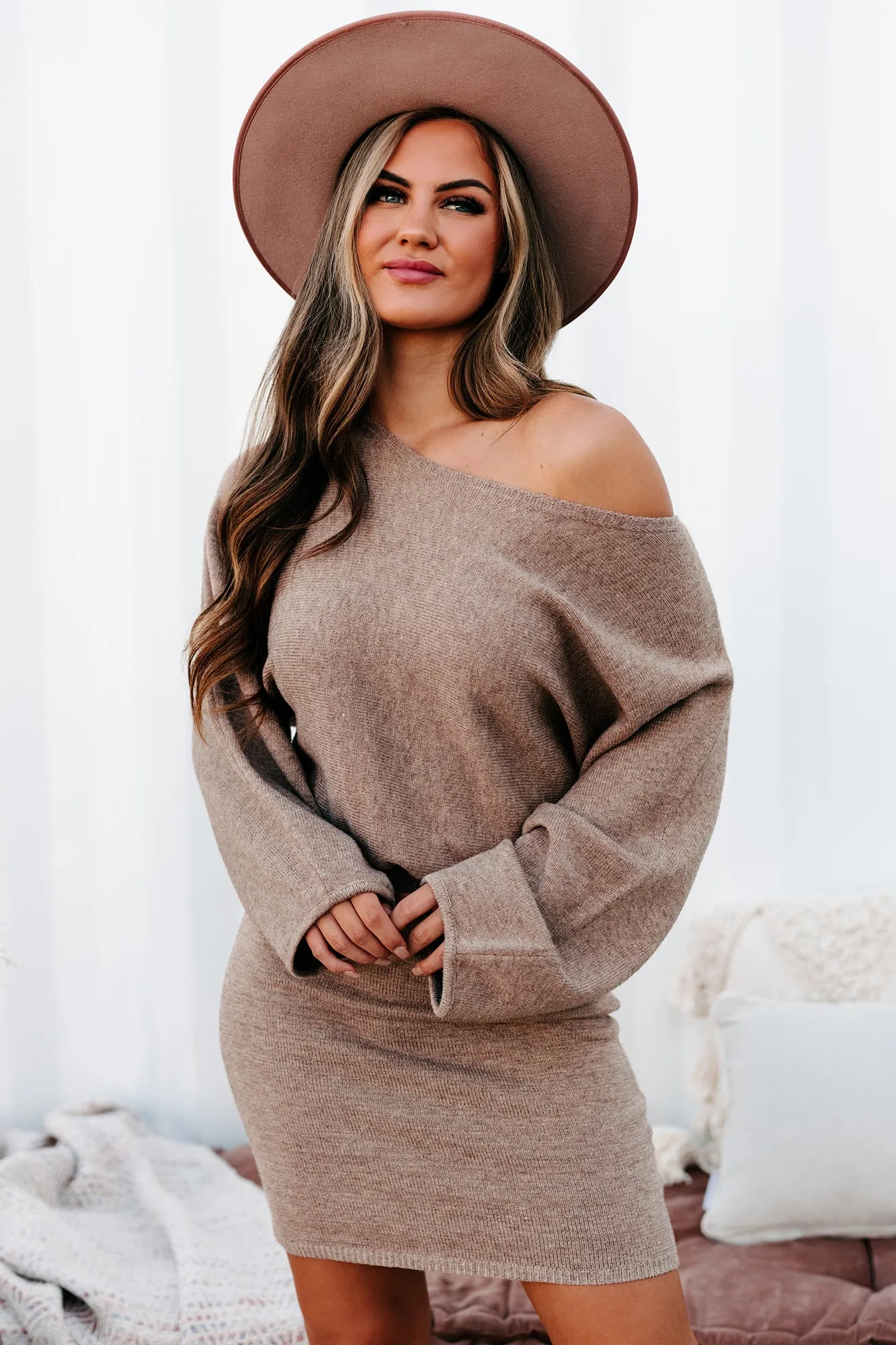 Sending Smiles Long Sleeve Sweater Dress (Mocha)