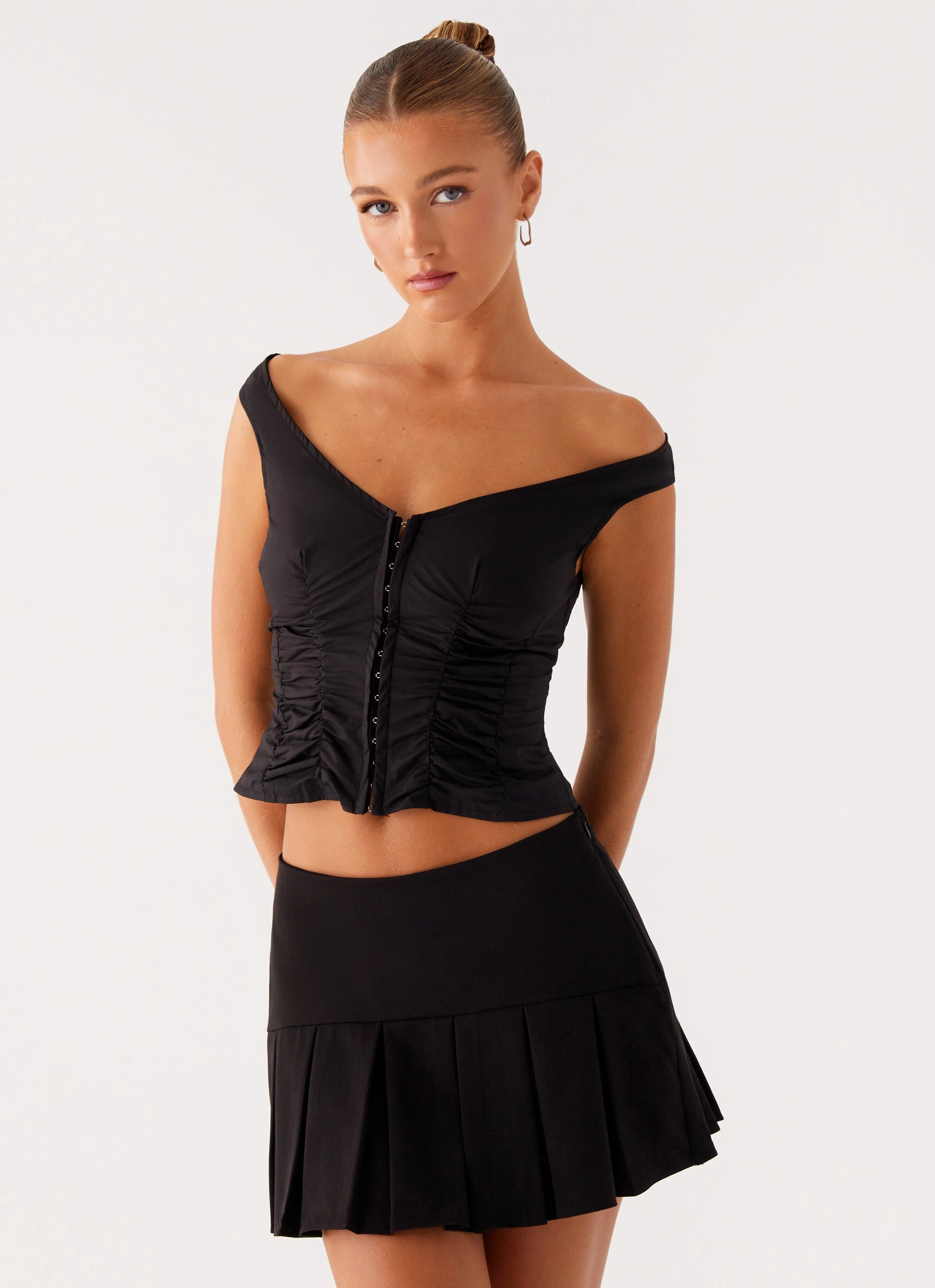 Shelby Pleated Mini Skirt - Black