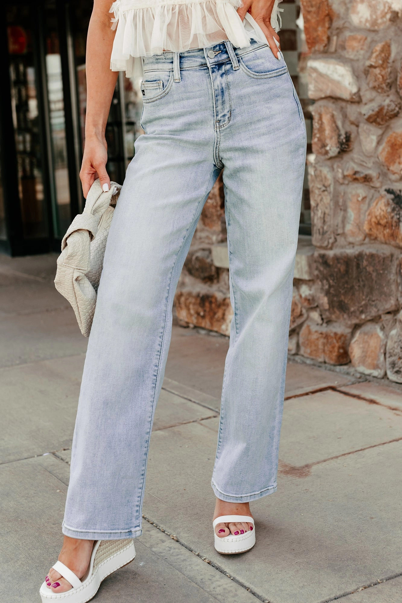 Sterling Straight Leg Judy Blue Jeans (Light)