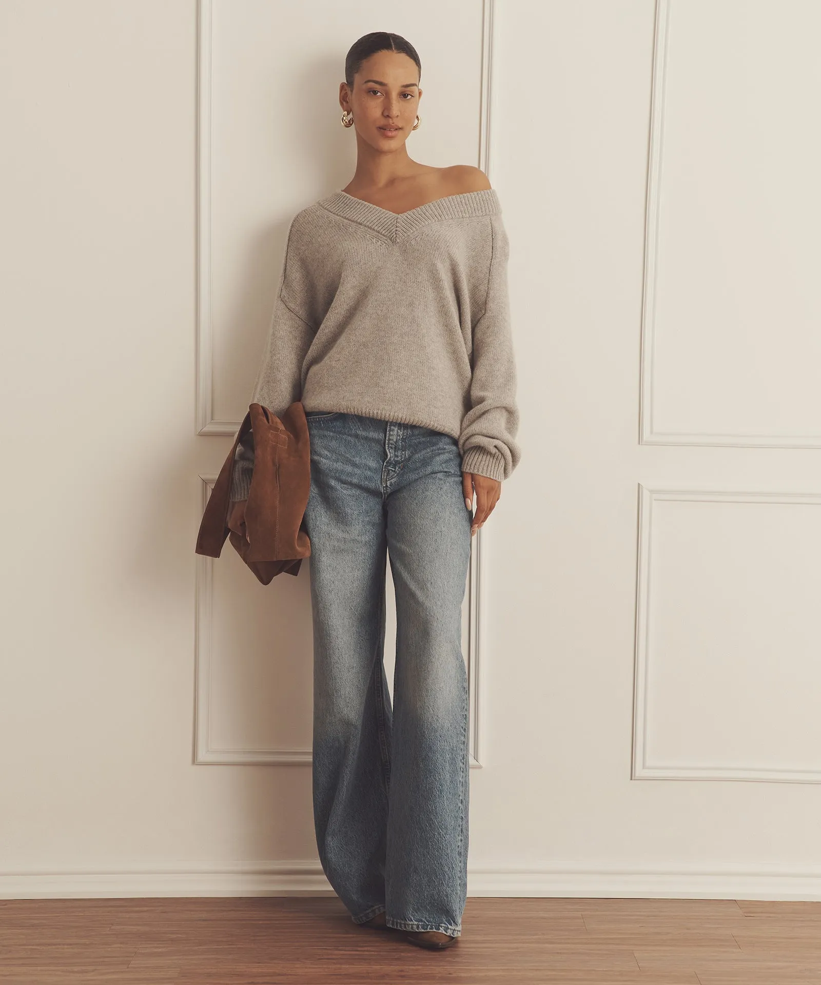 Super Luxe Cashmere V-Neck Sweater