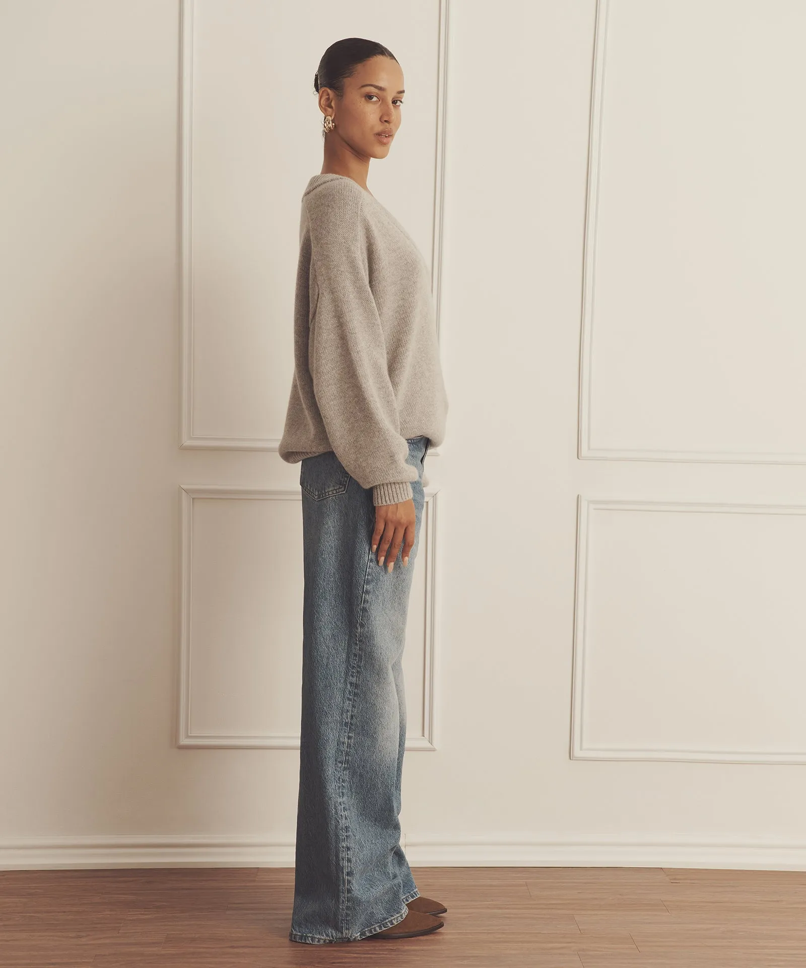 Super Luxe Cashmere V-Neck Sweater
