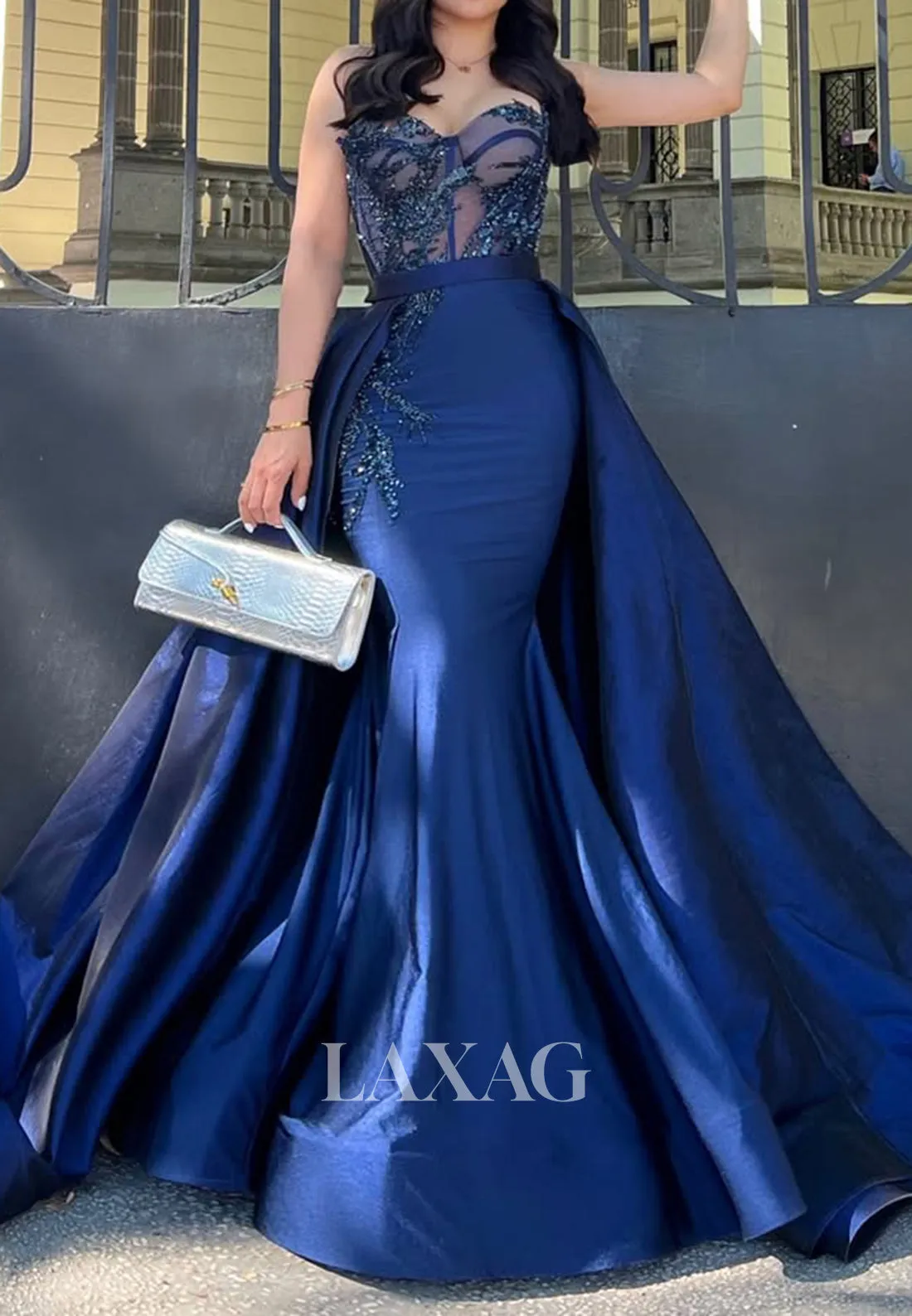 Sweetheart Sleeveless Sequined Satin Evening Gowns Beaded Pleated Mermaid Prom Dress with Overskirt