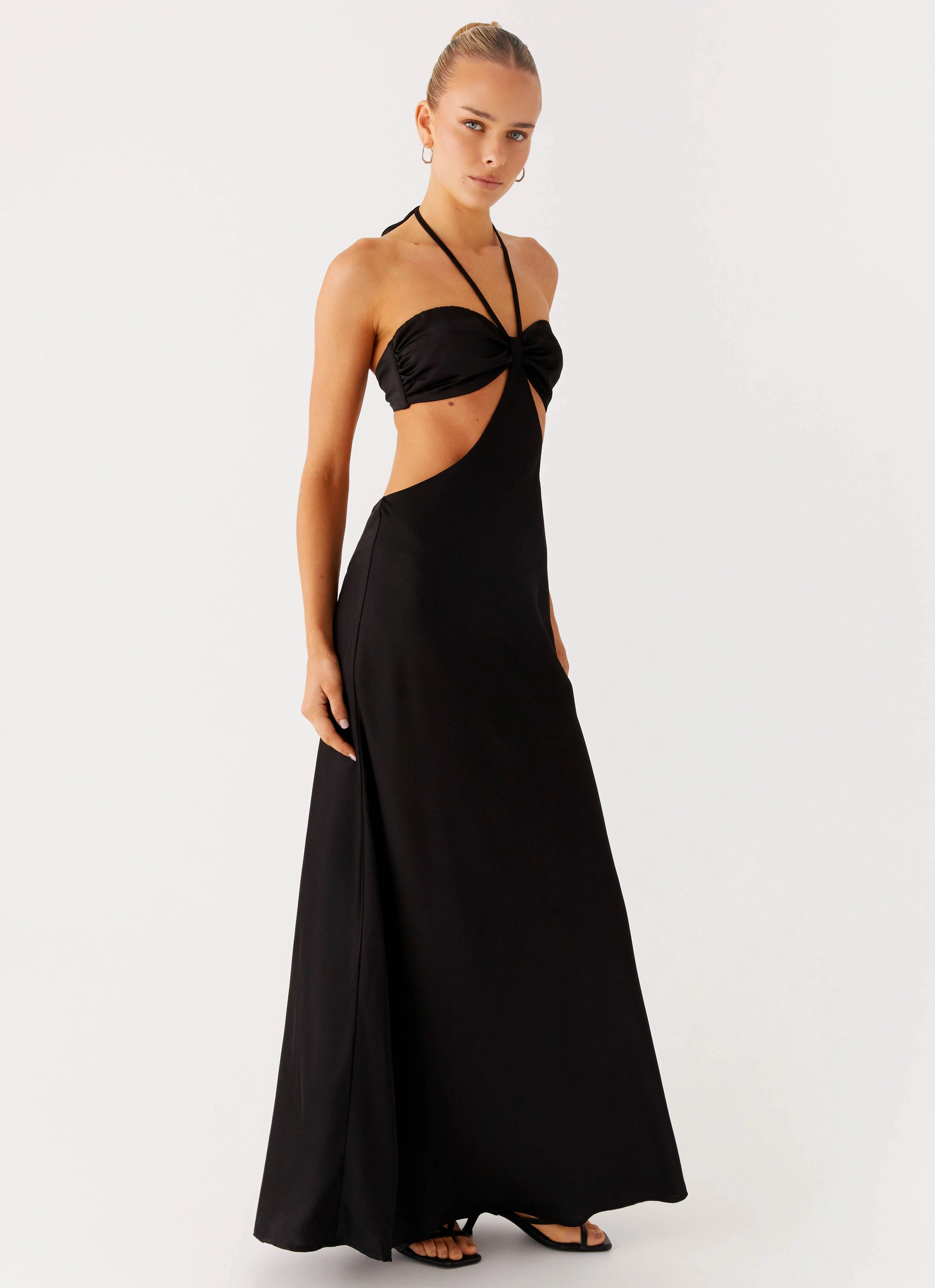 Sweetheart Cut Out Maxi Dress - Black
