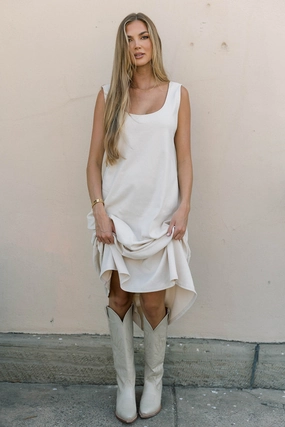 Taryn 100% Cotton Open Back Knit Maxi Dress in Natural Taryn 100% Cotton Open Back Knit Maxi Dress in Natural