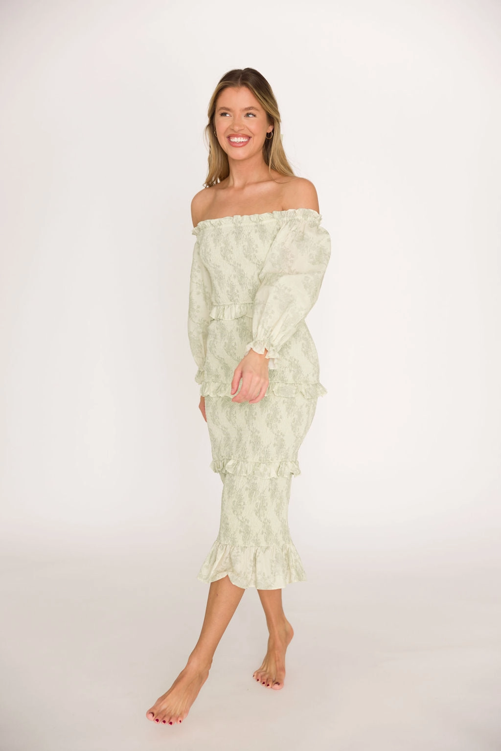 The Chloe Midi Dress in Sage - Bump Friendly *Final-Sale*