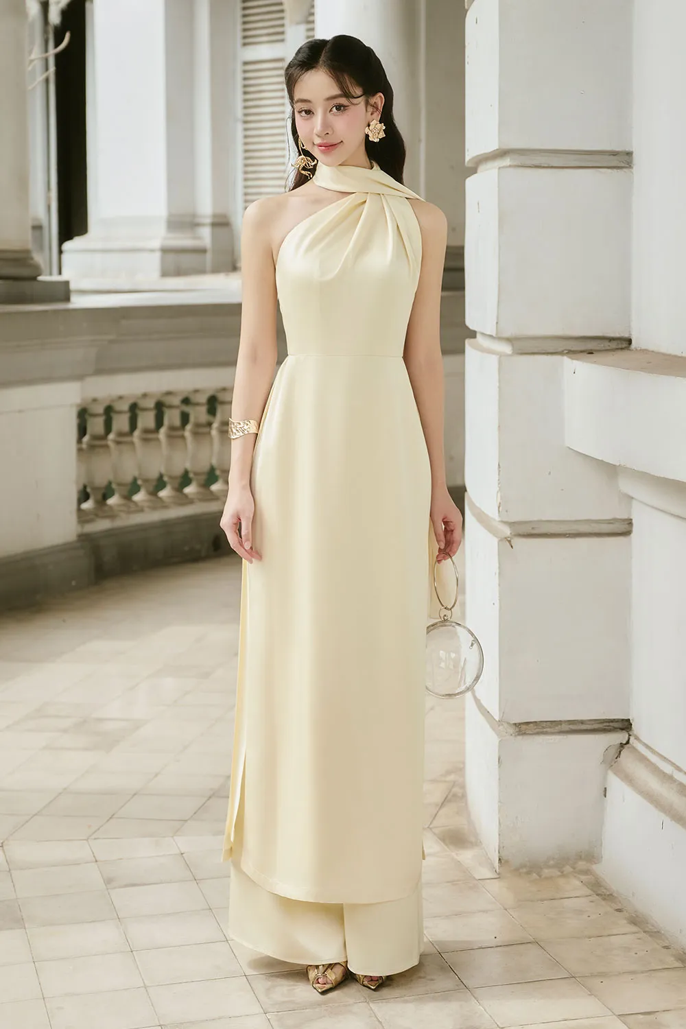 Tue Nhi A-line Sleeveless Silk Satin Floor Length Set