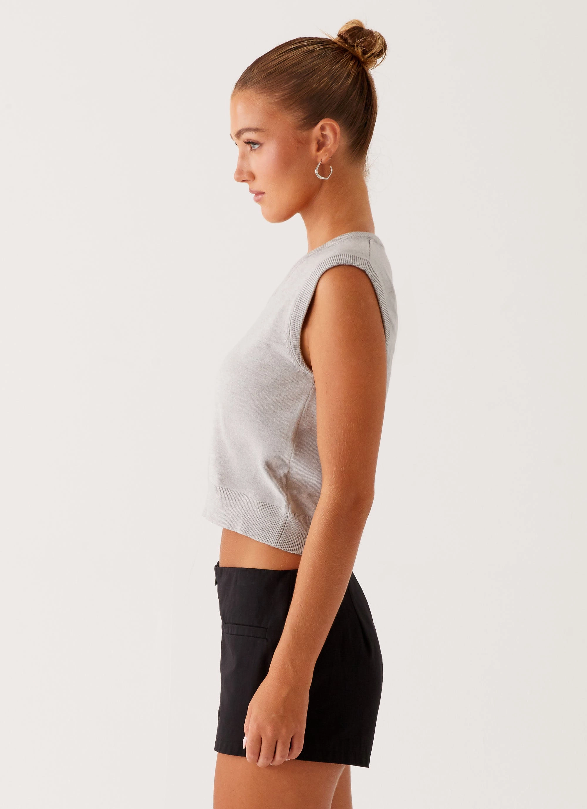 Tyne Knit Vest - Grey