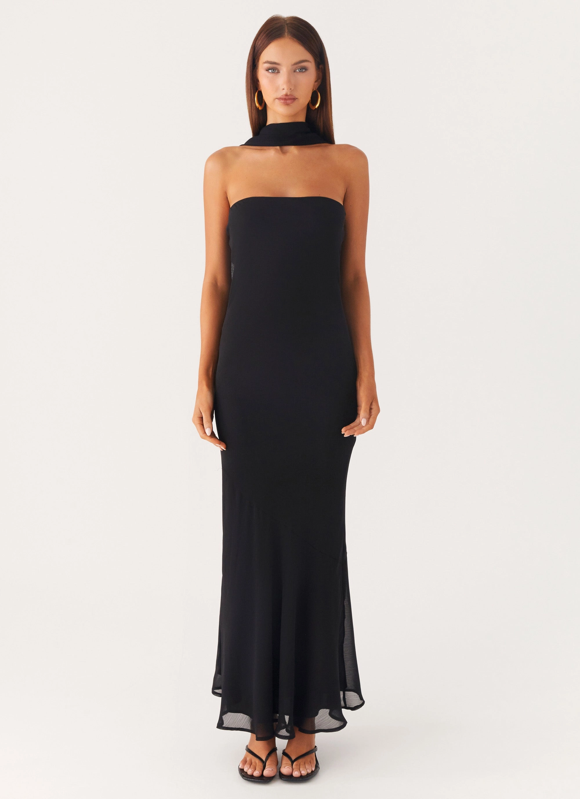 Under the Pagoda Maxi Dress - Black