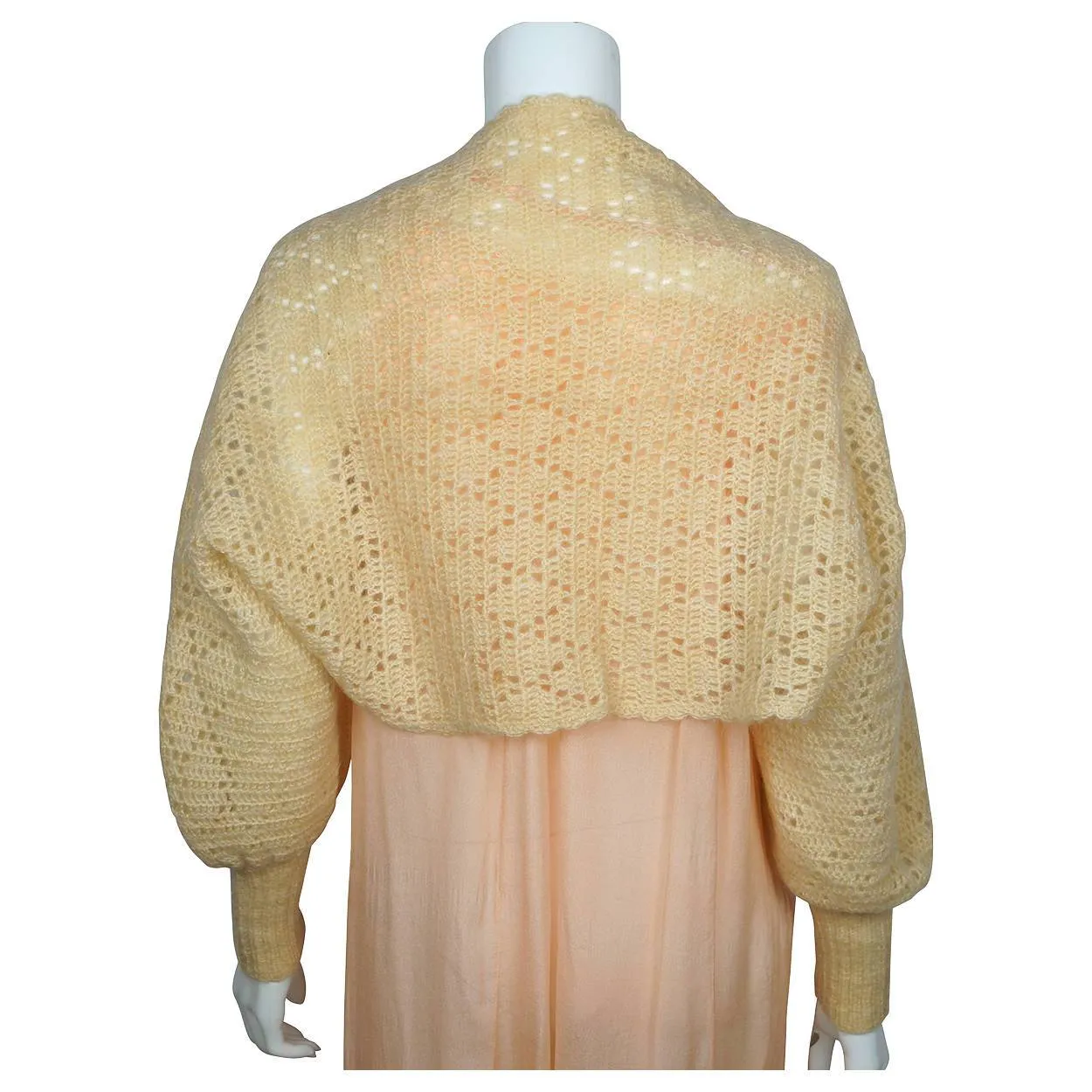 Vintage 1930s Hand Knit Beige Wool Shrug