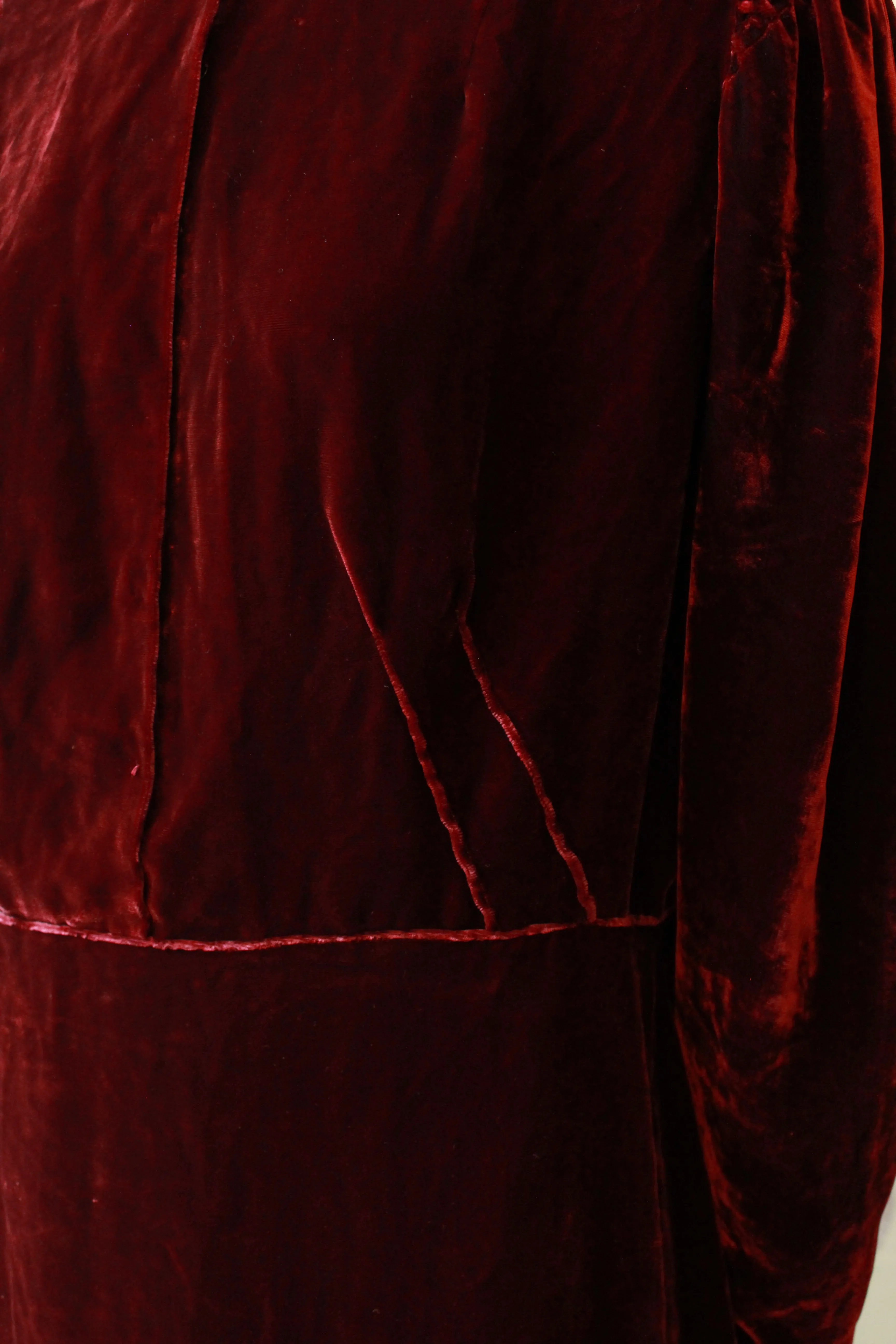 Vintage Late 1930s / Early 1940s Deep Red Maroon Velvet Dress, L-XL