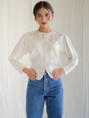 Vintage Scallop Neck Floral Embroidery White Blouse