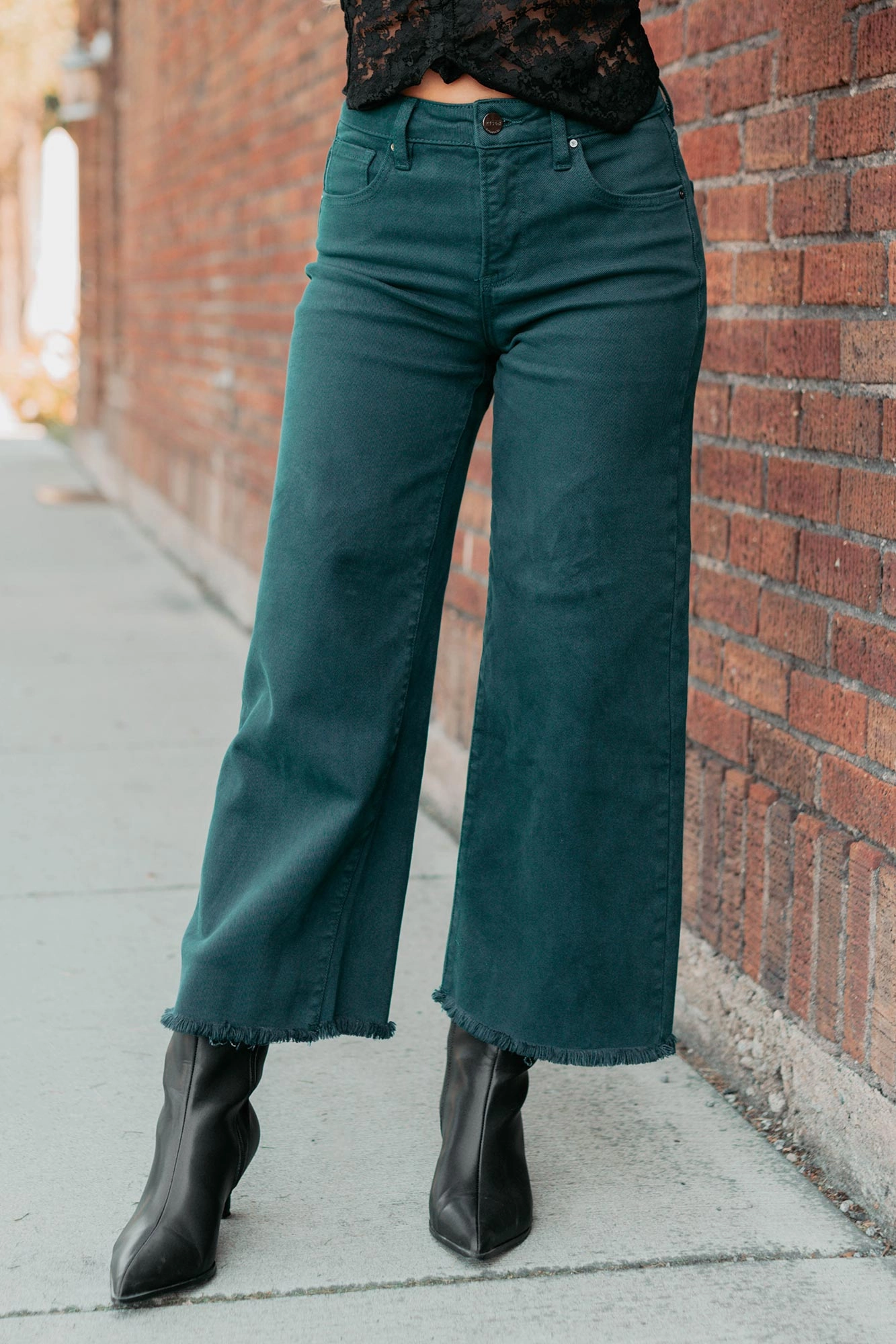 Walter High Rise Wide Crop Risen Jeans (Hunter Green)