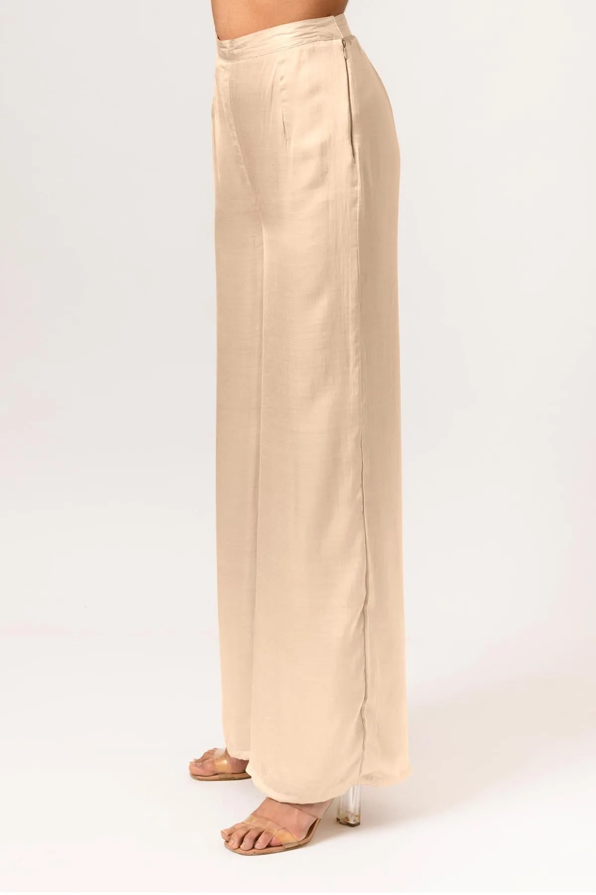 Wide Legged Pants