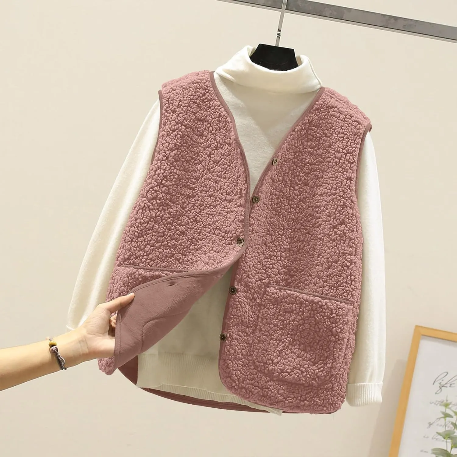Women Sleeveless Sherpa Jackets Warm Sweater Vest Solid Pocket Lamb Cashmere Caots Fall Winter Short Button Outerwear