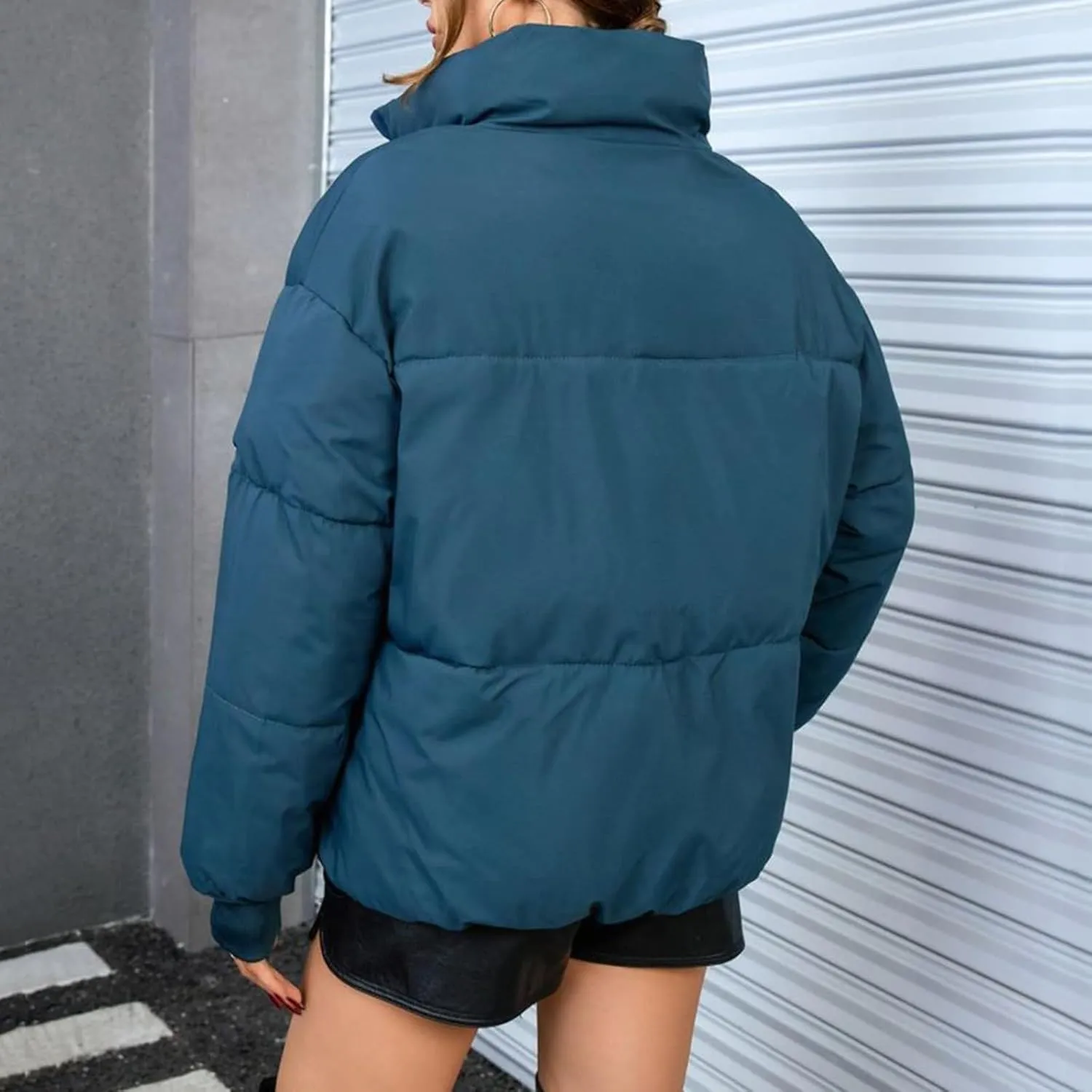 Women's Winter Quilted Jackets Full Zip Long Sleeve Puffer Jackets Short Quilted Warm Puffer Down Coats with Pockets