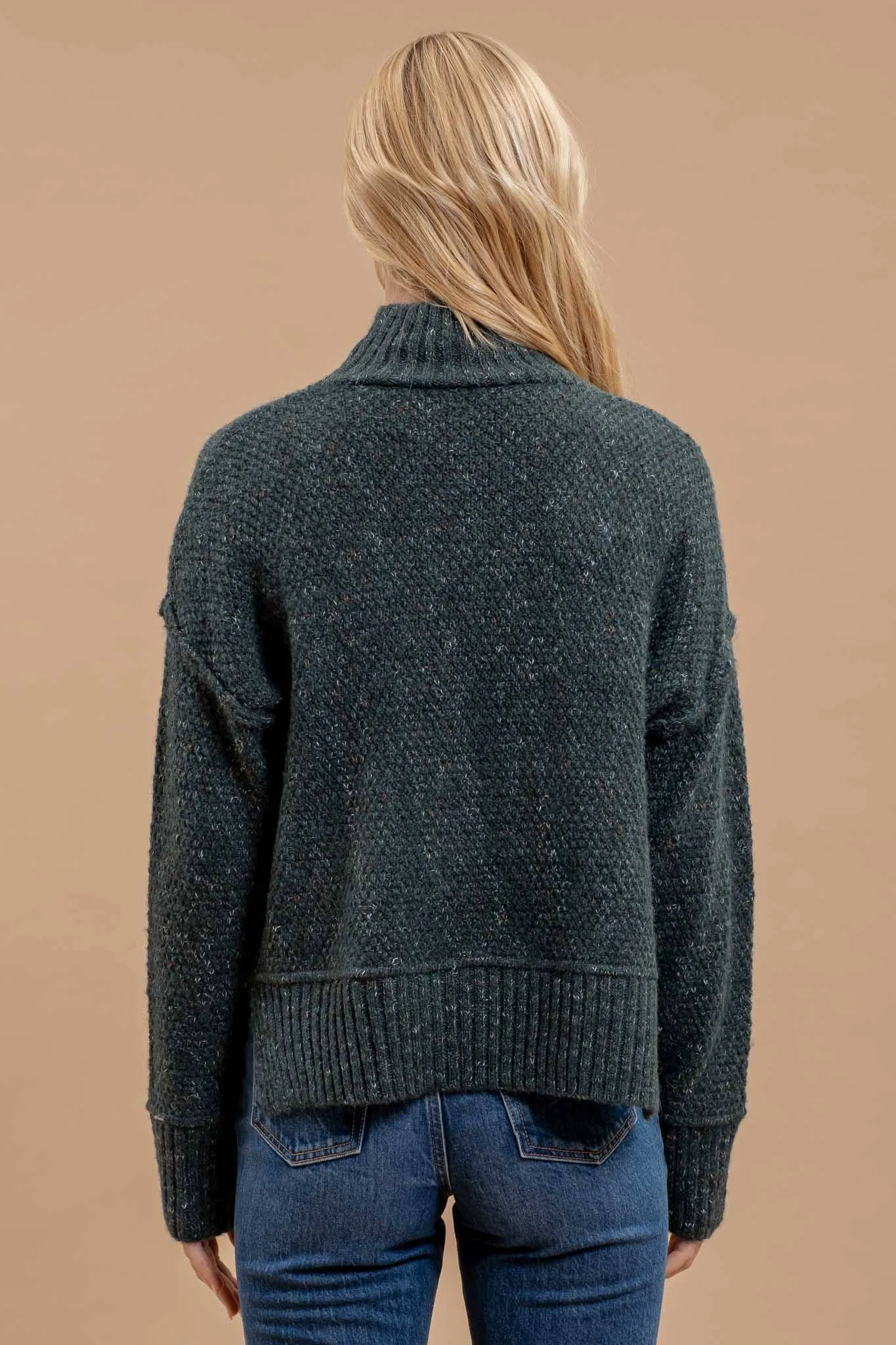 Wool Blend Textured Turtleneck Sweater in Charcoal and Dark Hunter