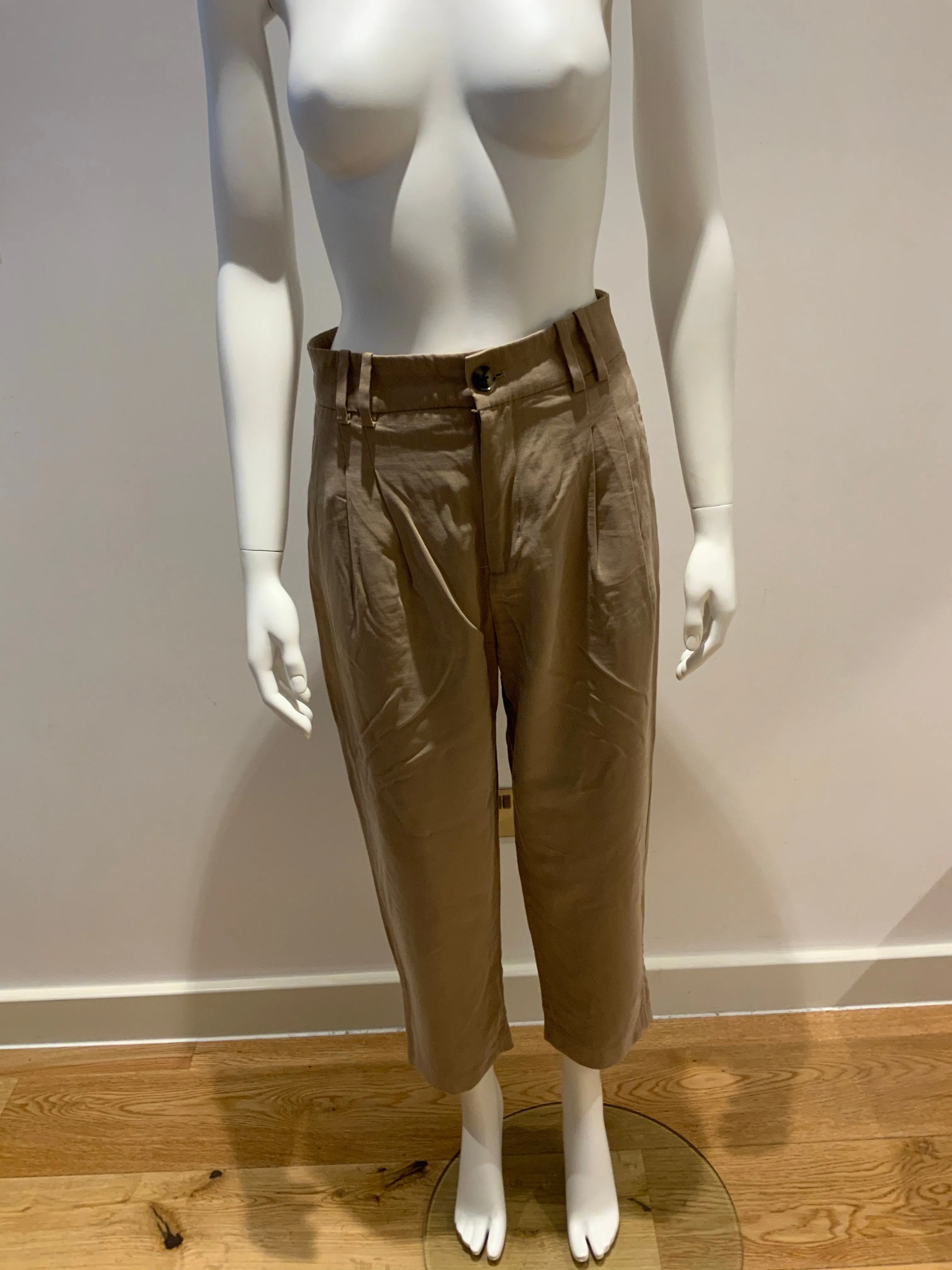 ZARA Beige High Waisted Pleated Trousers Size S small ladies