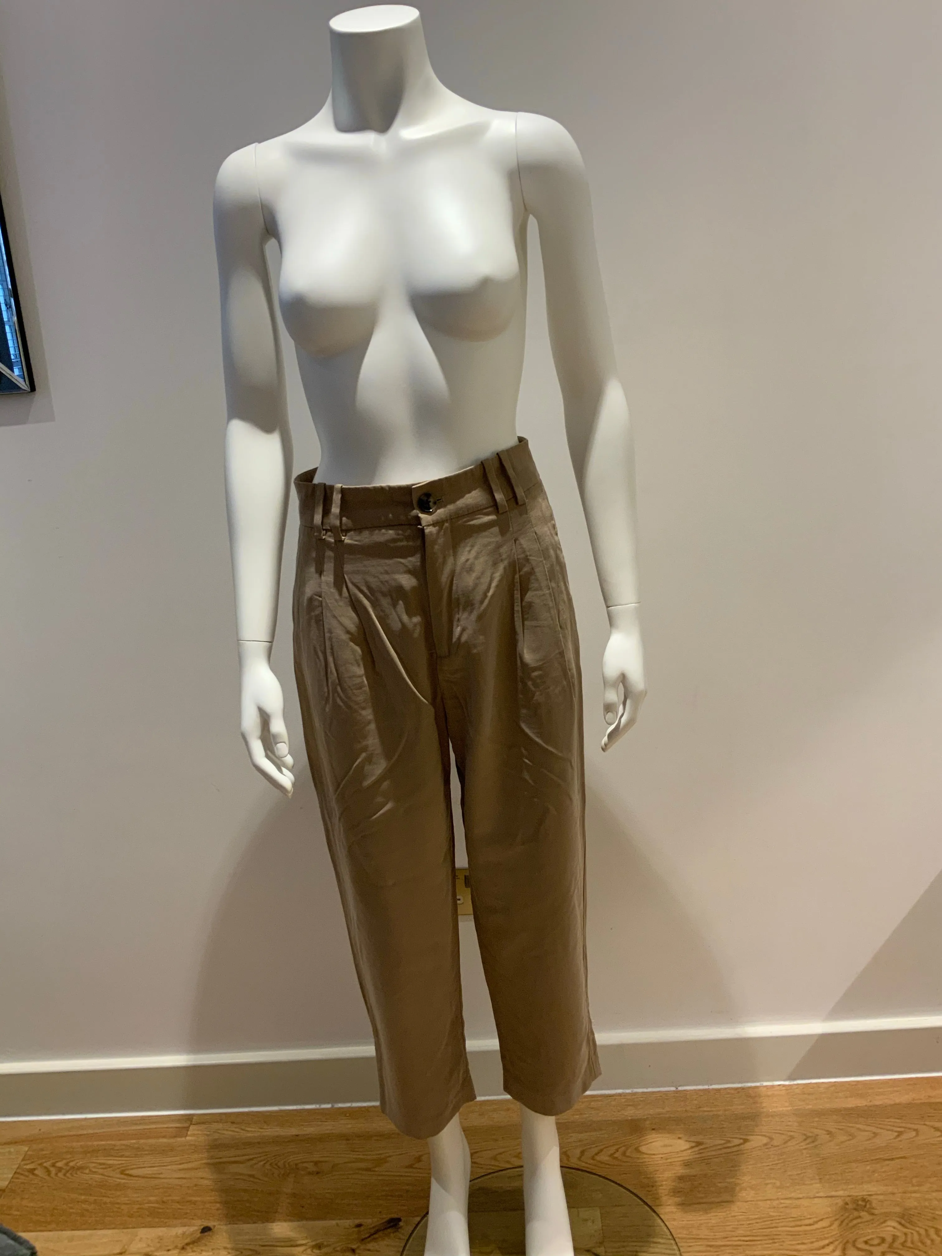ZARA Beige High Waisted Pleated Trousers Size S small ladies